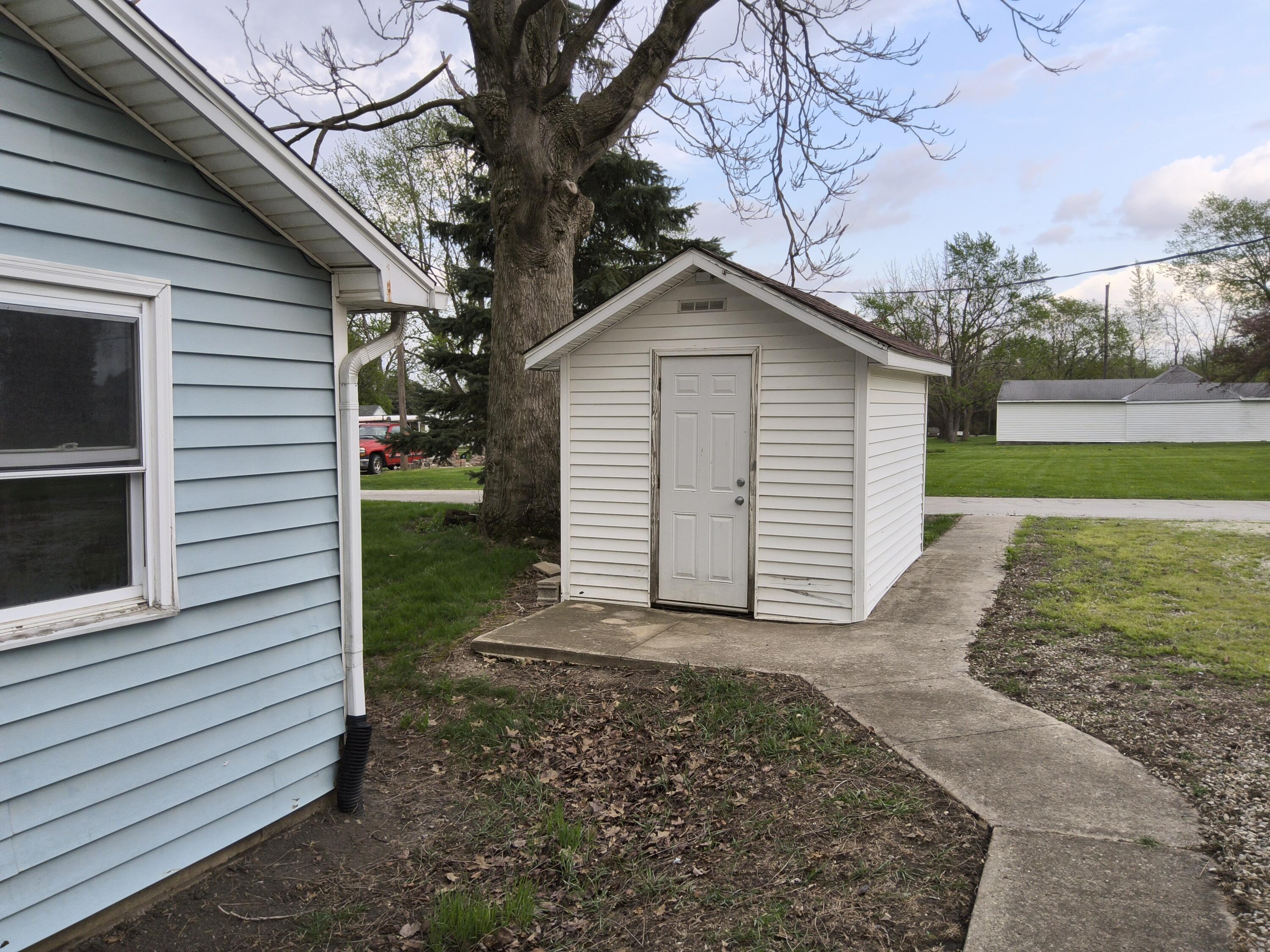 34 High Street, Montezuma, Ohio 45866