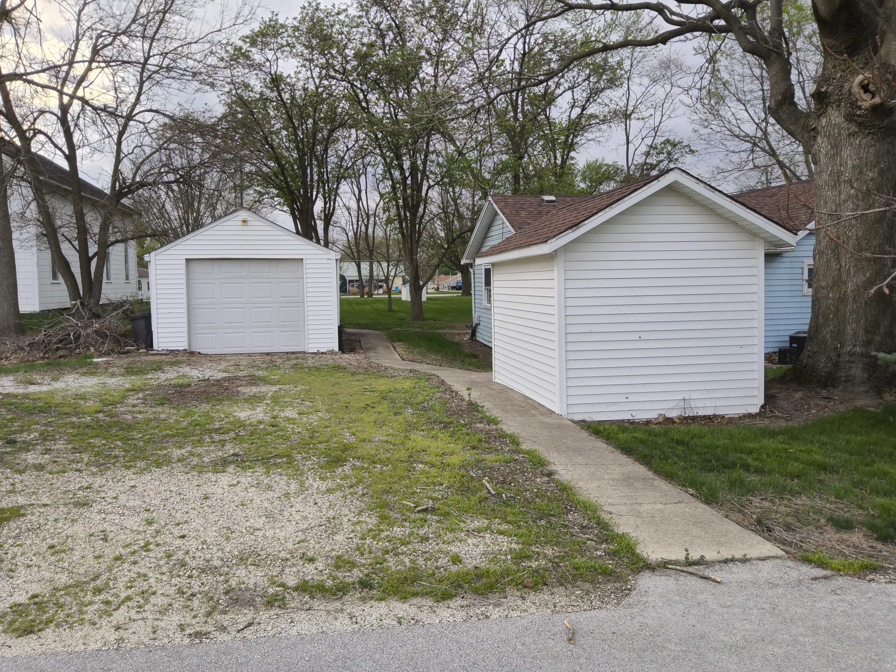 34 High Street, Montezuma, Ohio 45866