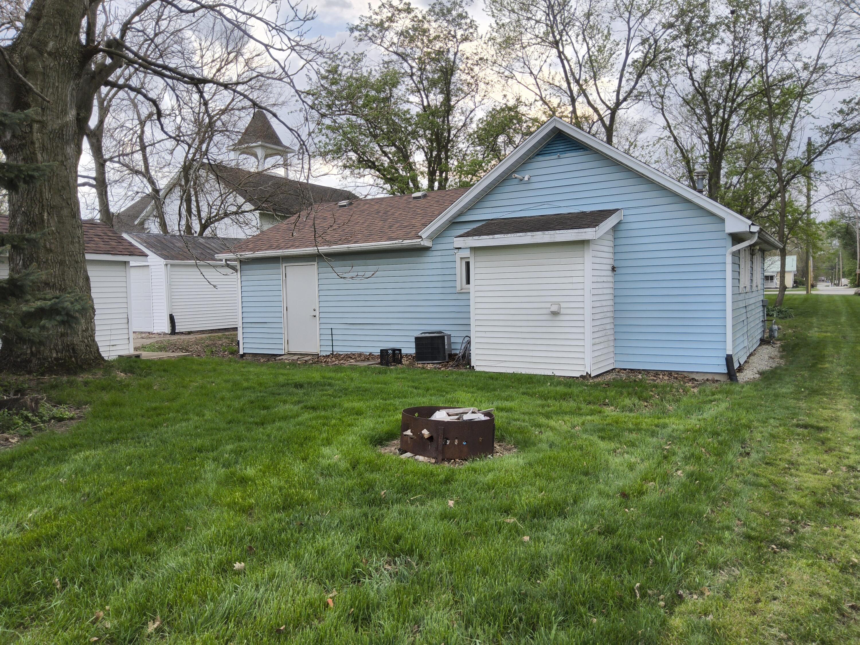 34 High Street, Montezuma, Ohio 45866