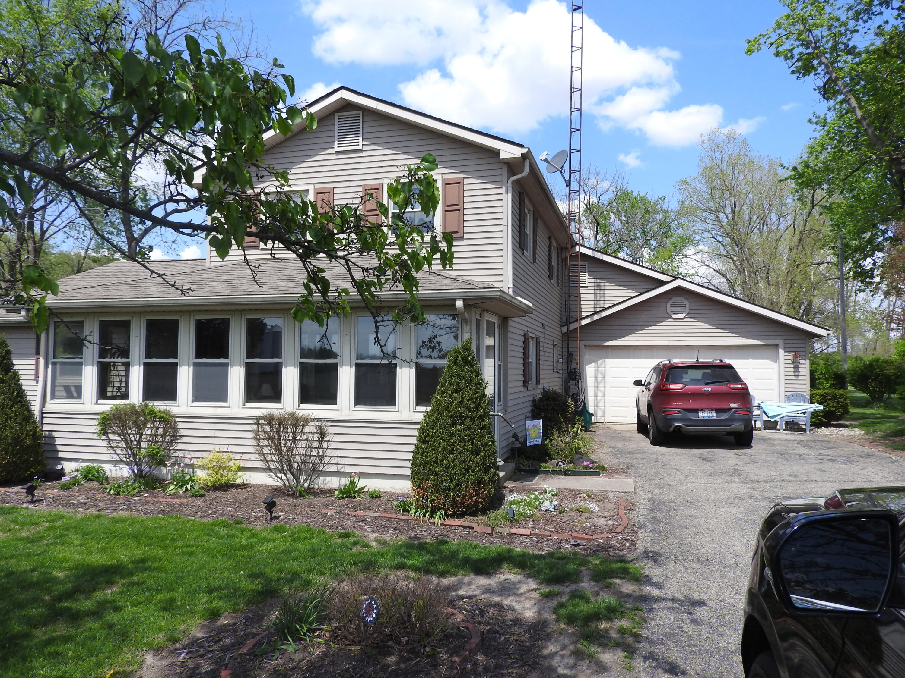 2185 Loy Road, Piqua, Ohio 45356