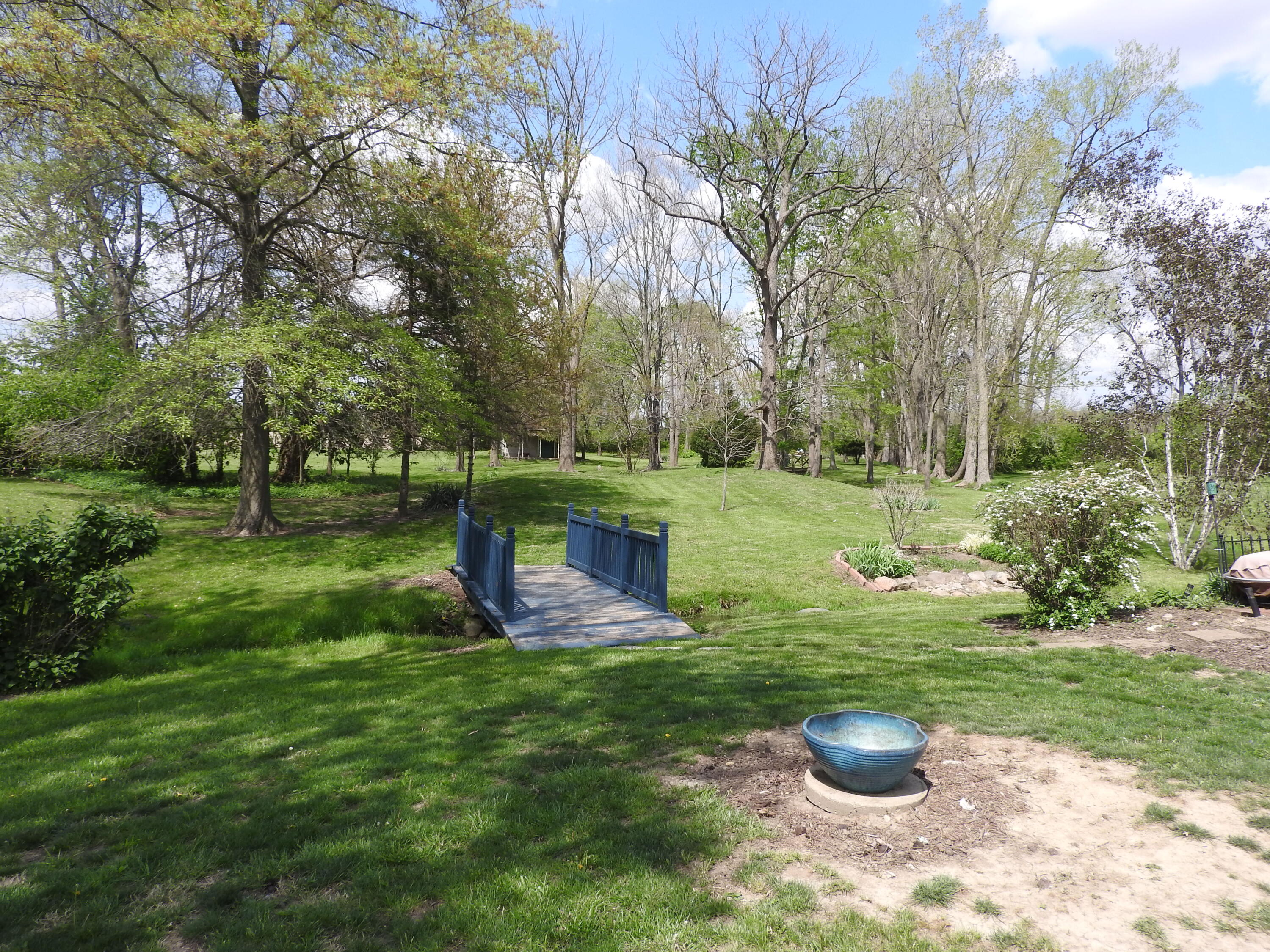 2185 Loy Road, Piqua, Ohio 45356