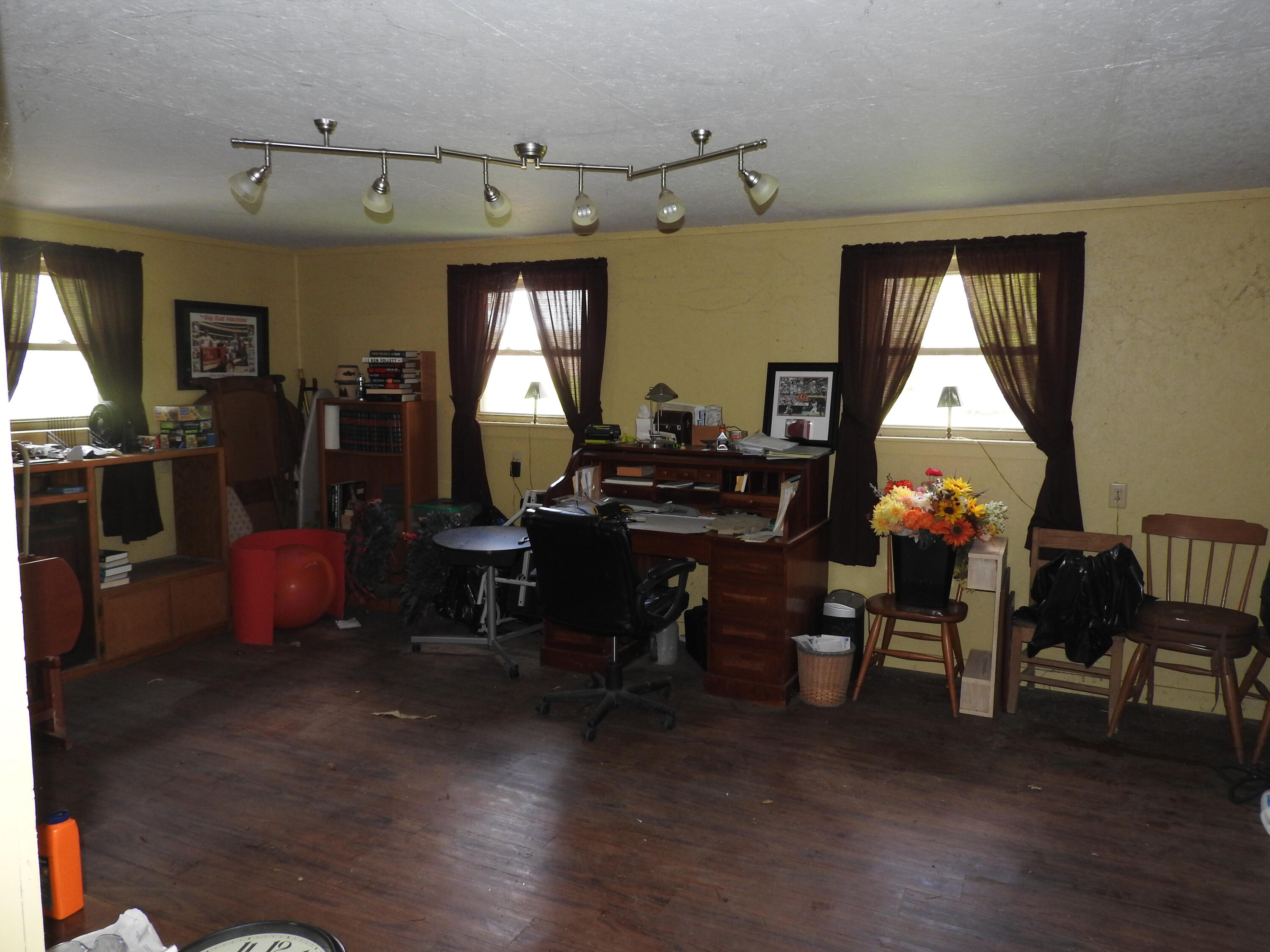 2185 Loy Road, Piqua, Ohio 45356