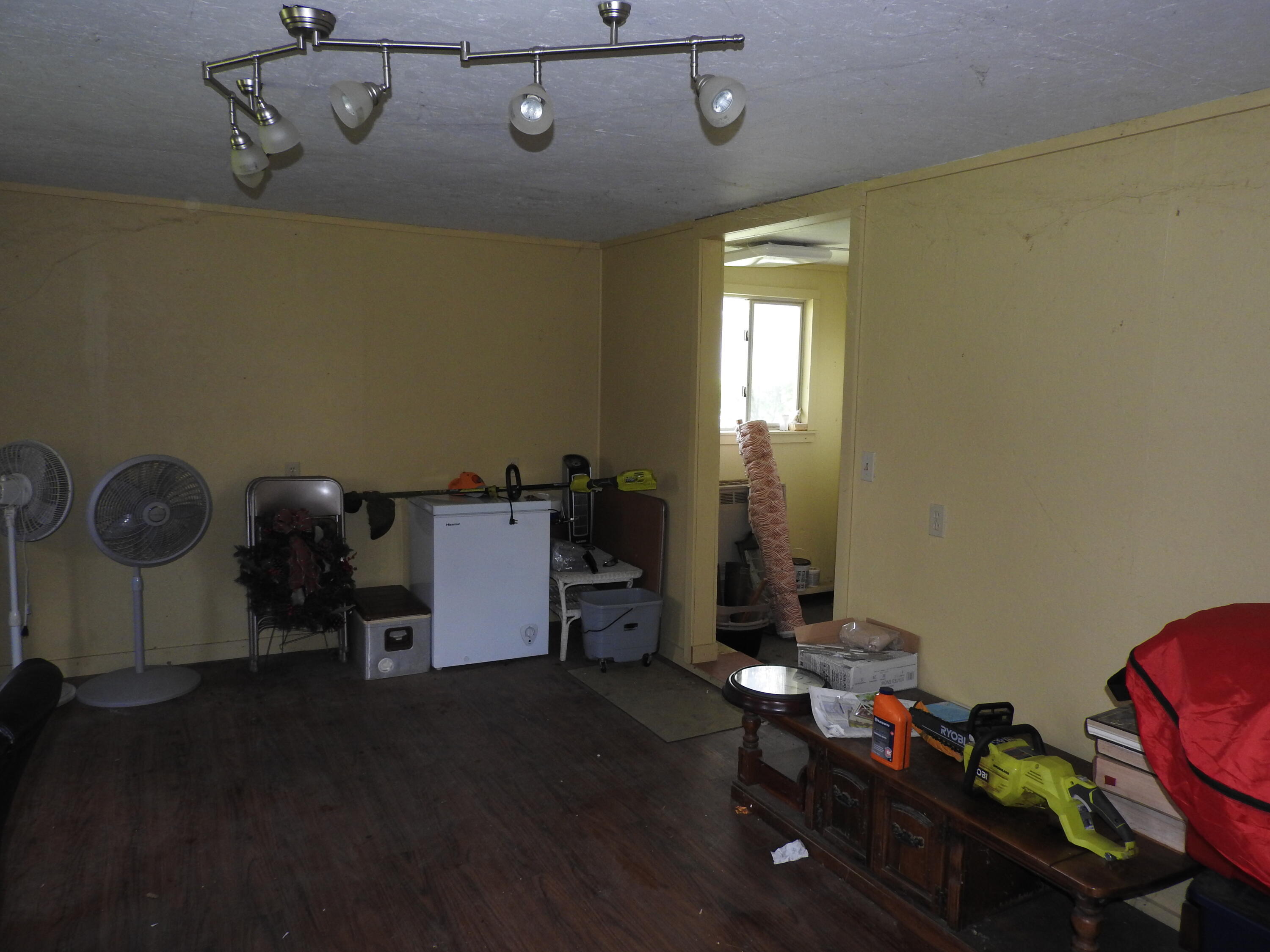 2185 Loy Road, Piqua, Ohio 45356