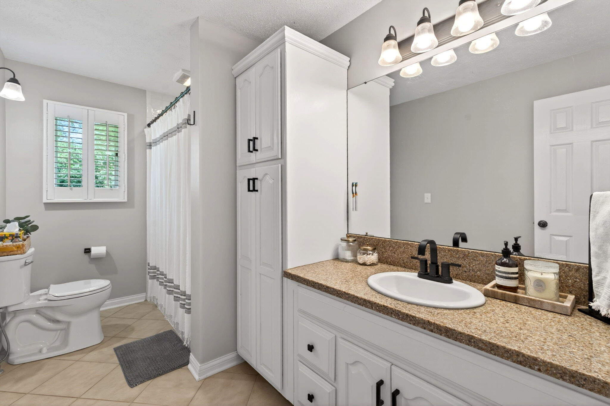 1073 Tralee Trail, Beavercreek, Ohio 45430