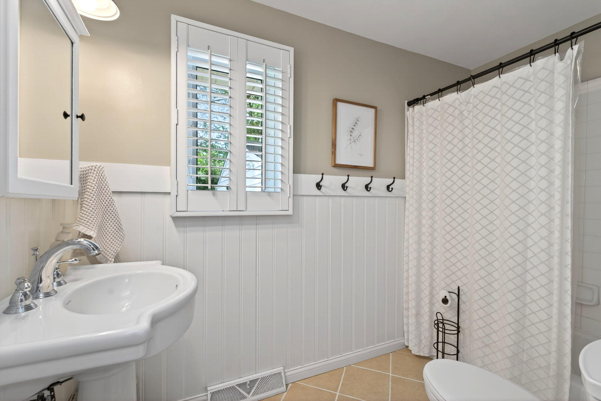 1073 Tralee Trail, Beavercreek, Ohio 45430