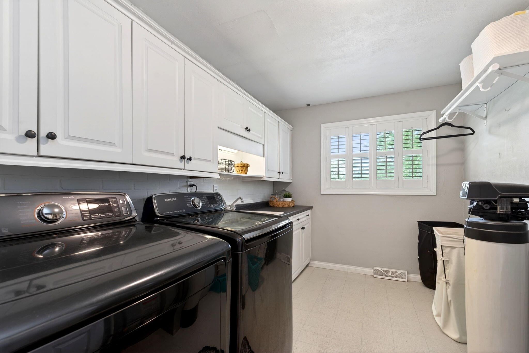 1073 Tralee Trail, Beavercreek, Ohio 45430