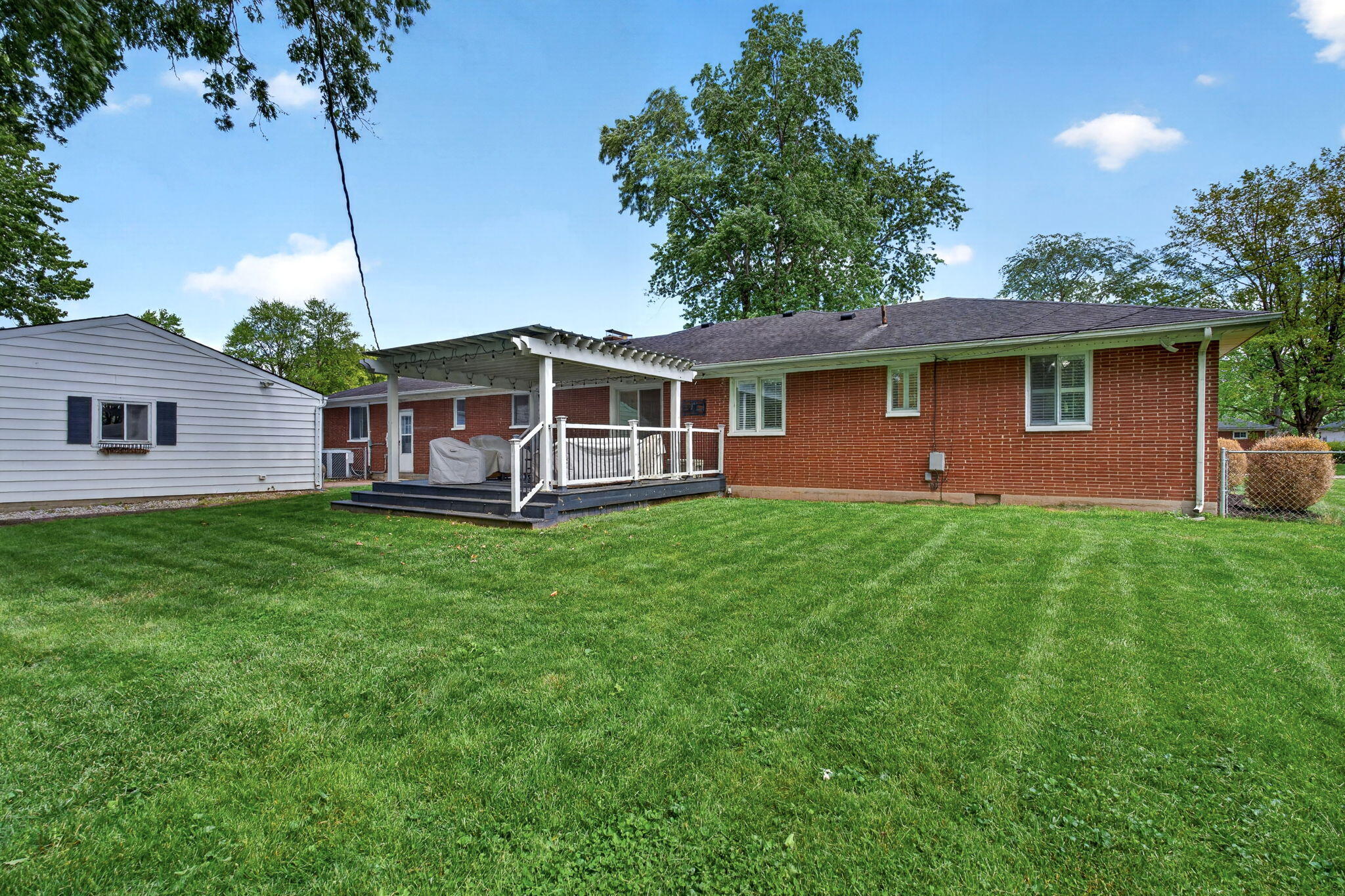 1073 Tralee Trail, Beavercreek, Ohio 45430