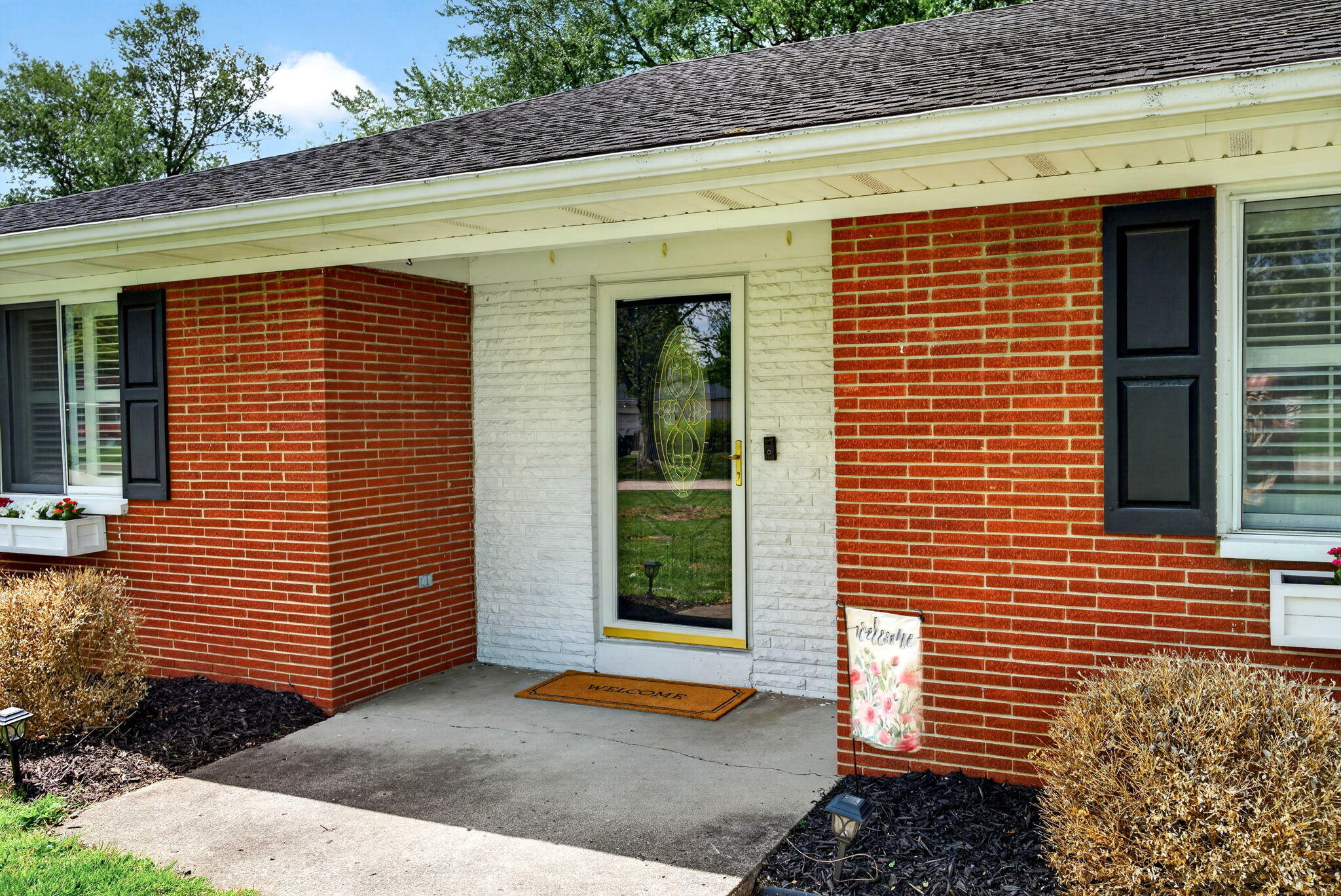 1073 Tralee Trail, Beavercreek, Ohio 45430