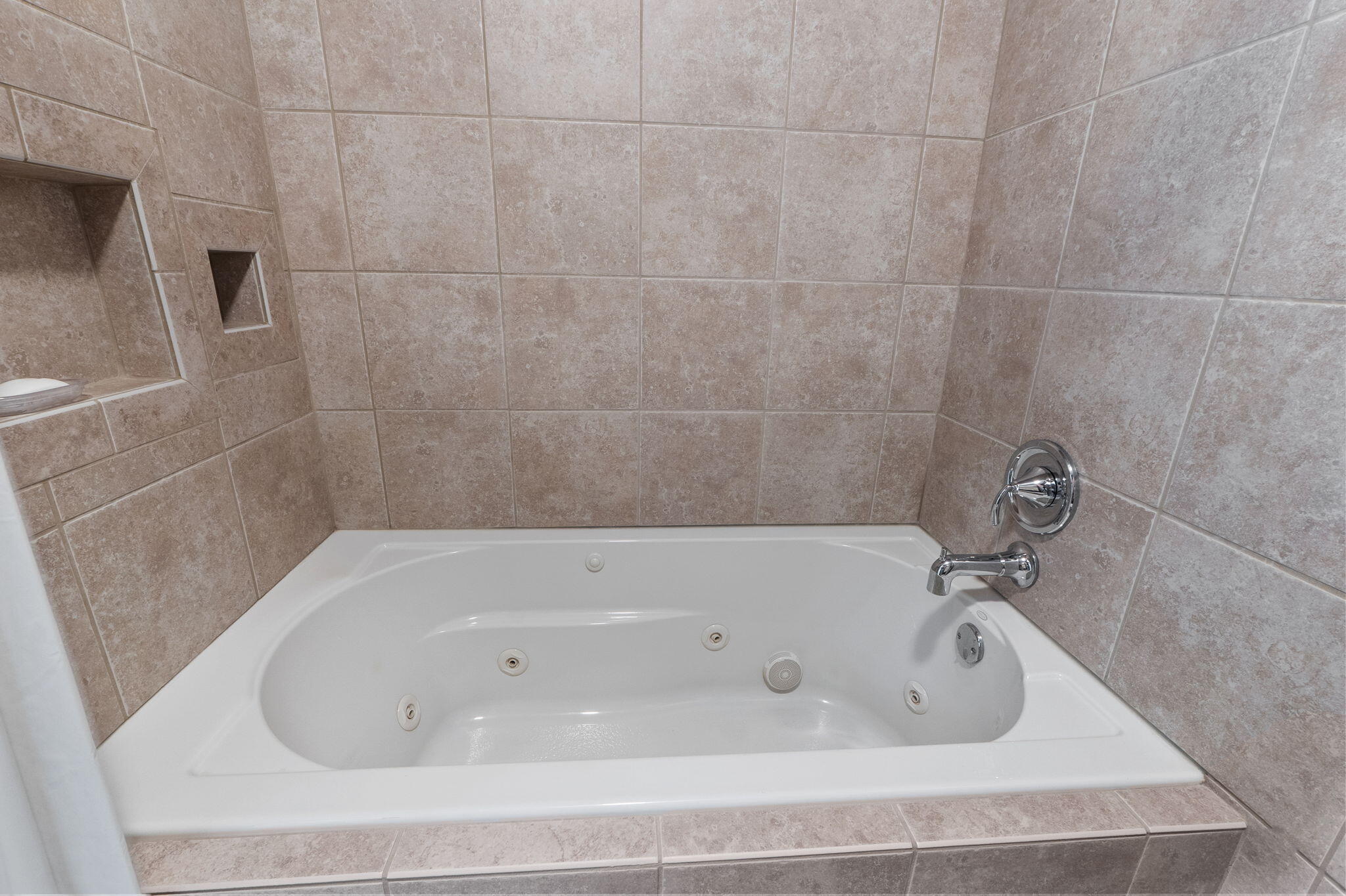 6810 Trailview Drive, Dayton, Ohio 45414