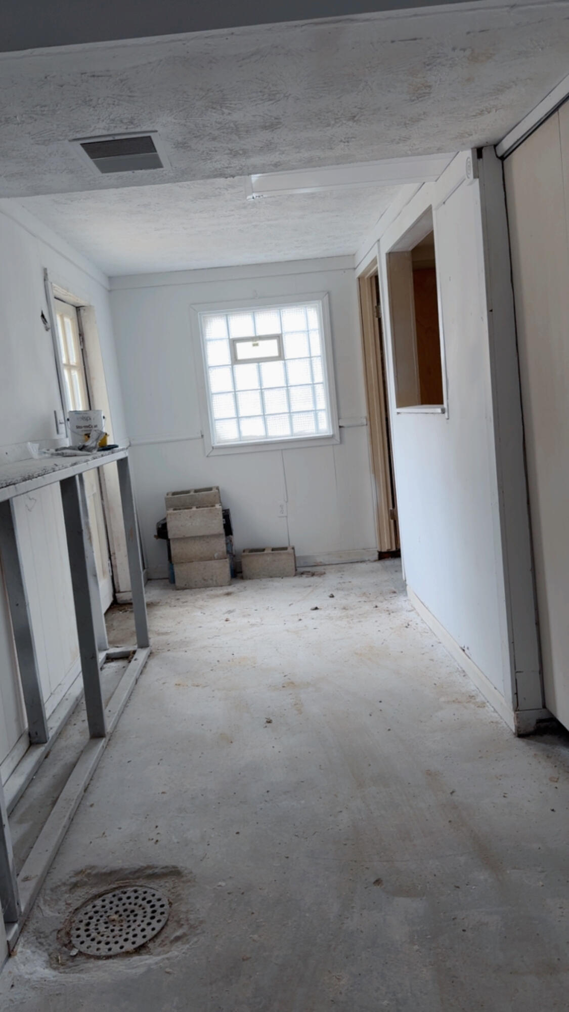 6937 Main Street, Dayton, Ohio 45415