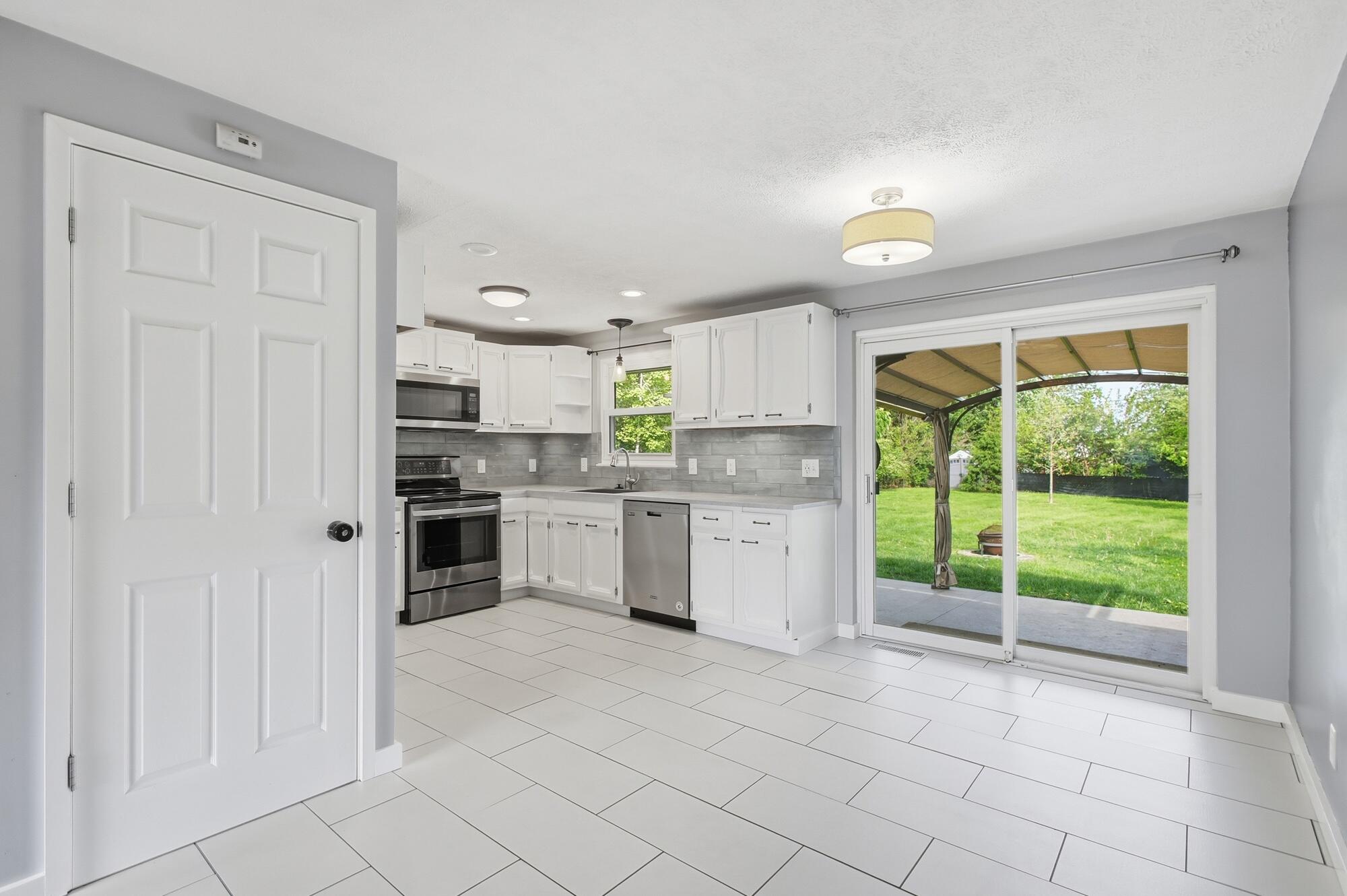 1015 Romanus Drive, Vandalia, Ohio 45377