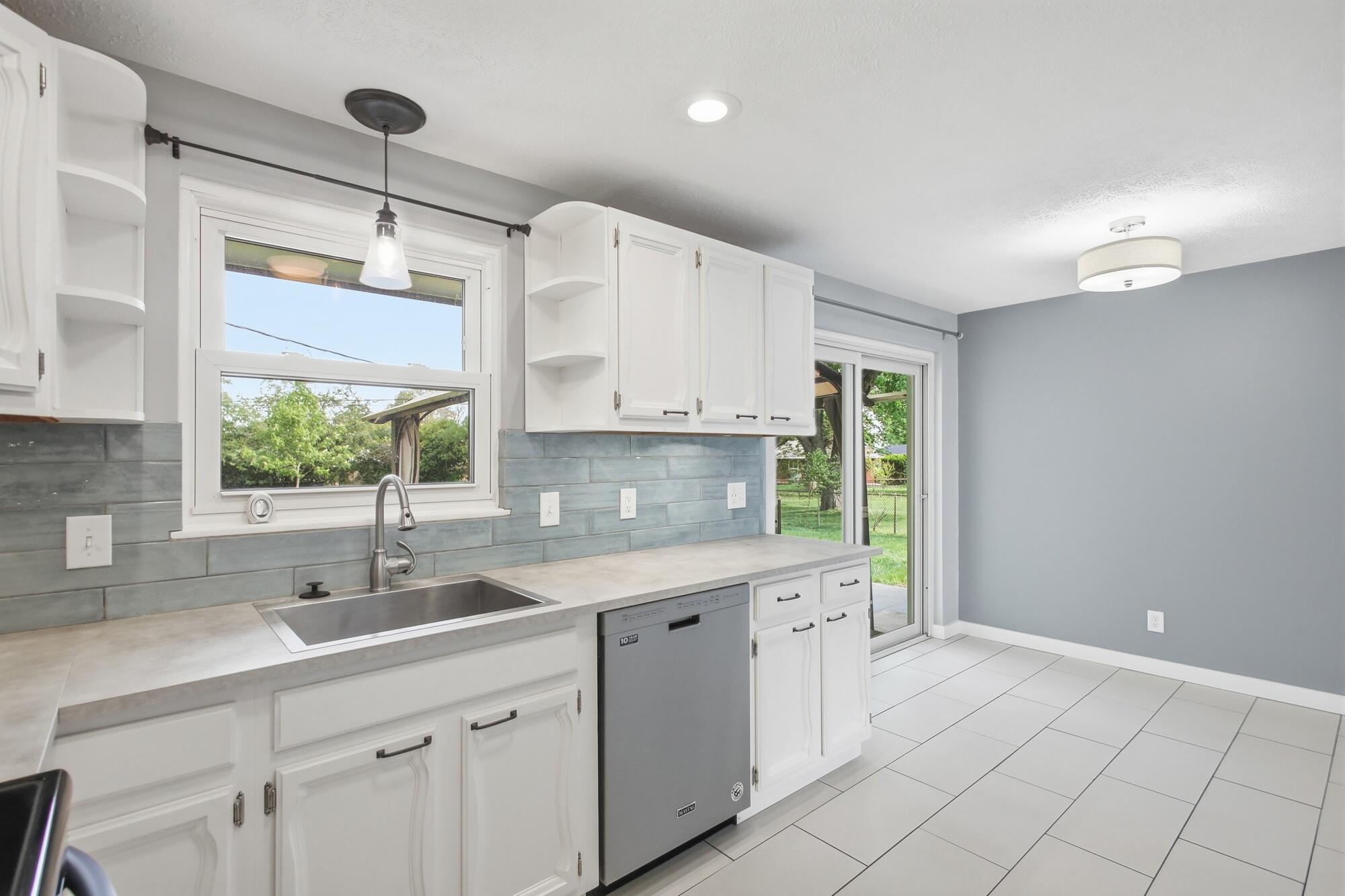 1015 Romanus Drive, Vandalia, Ohio 45377