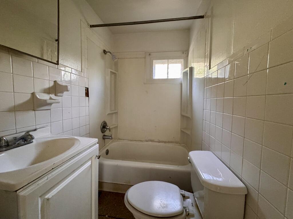 2239 Esmeralda Avenue, Dayton, Ohio 45406