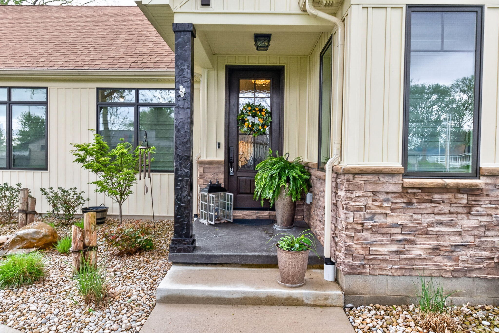 9730 Lakeshore Drive, Huntsville, Ohio 43324