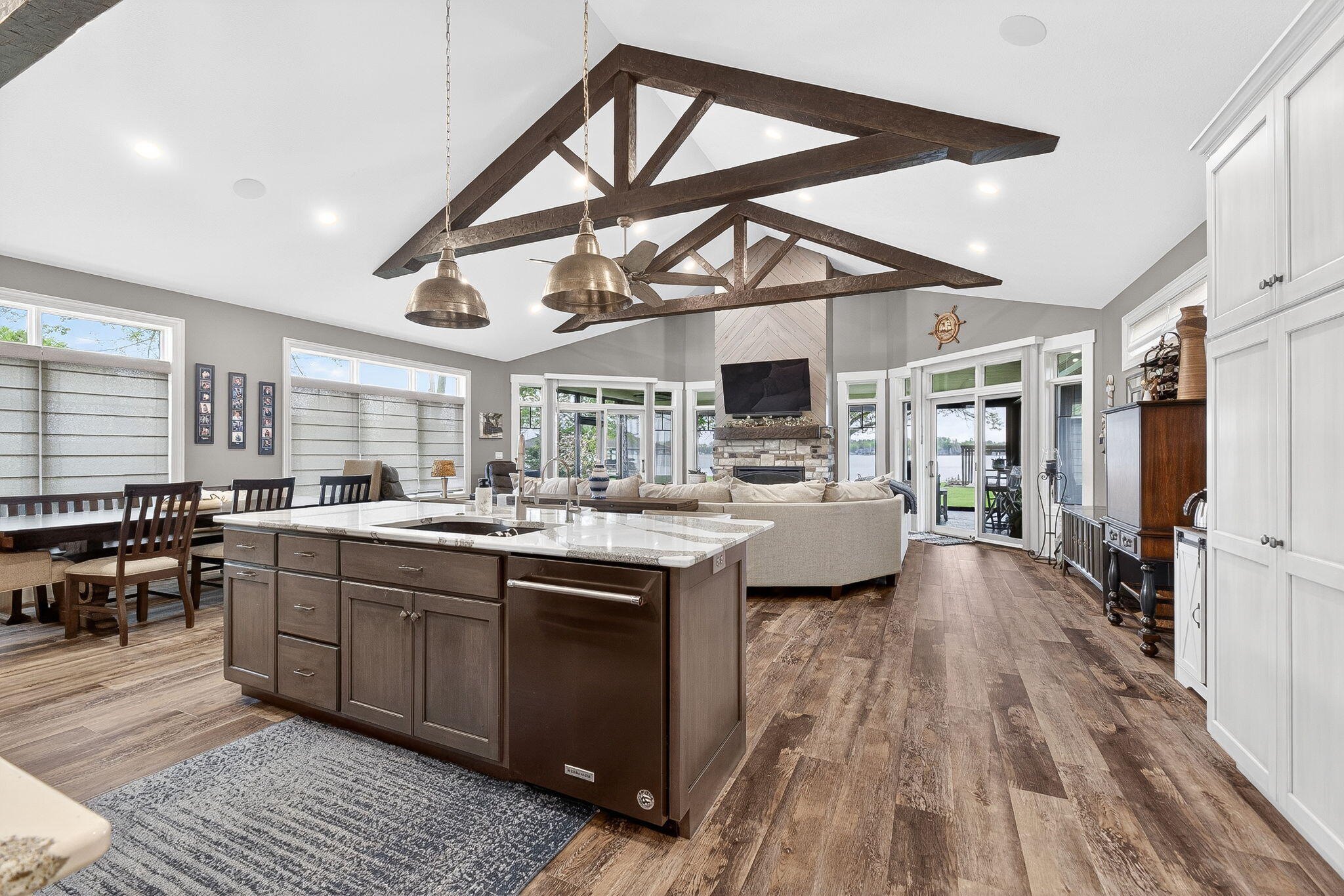 9730 Lakeshore Drive, Huntsville, Ohio 43324