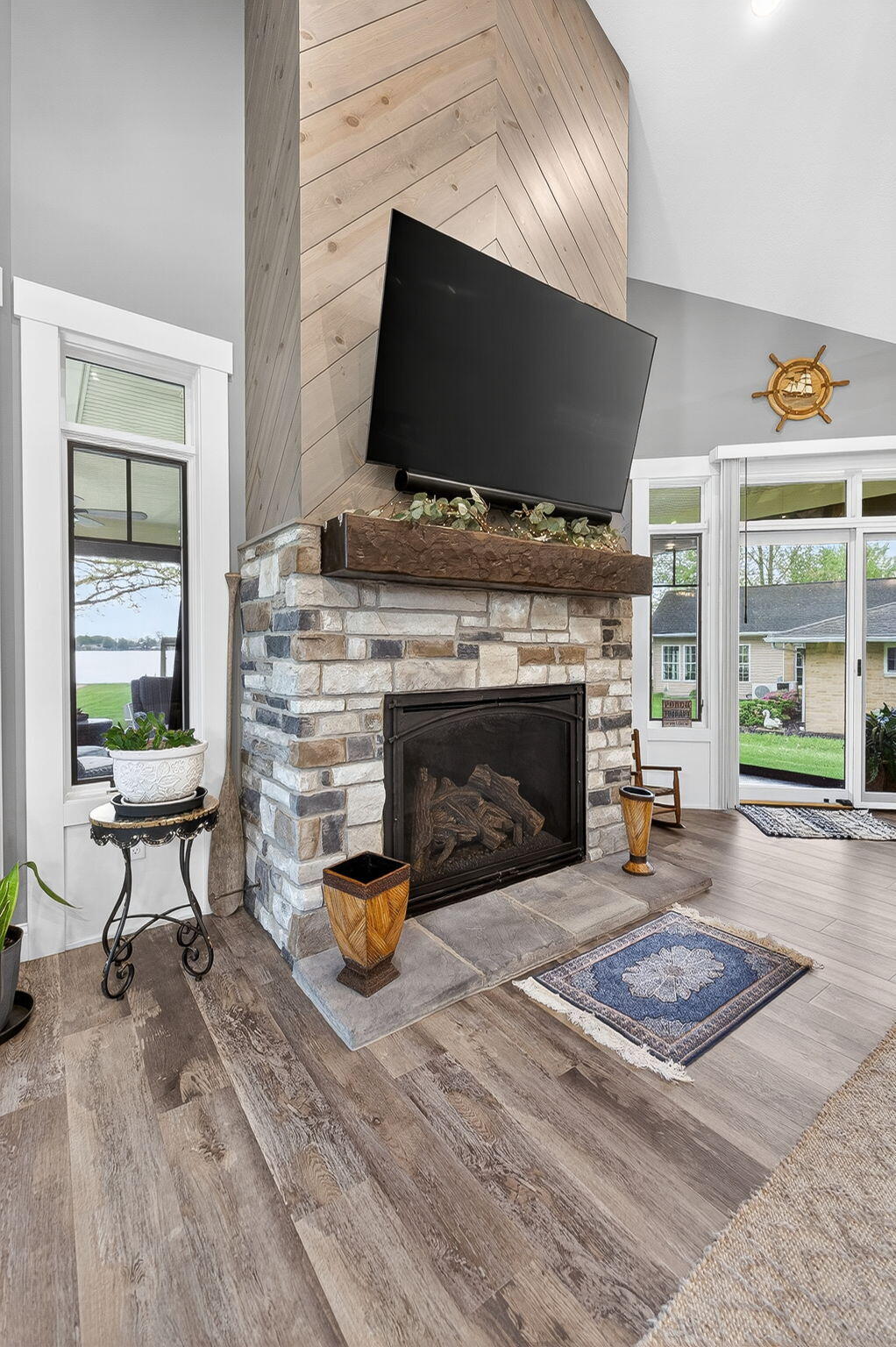 9730 Lakeshore Drive, Huntsville, Ohio 43324