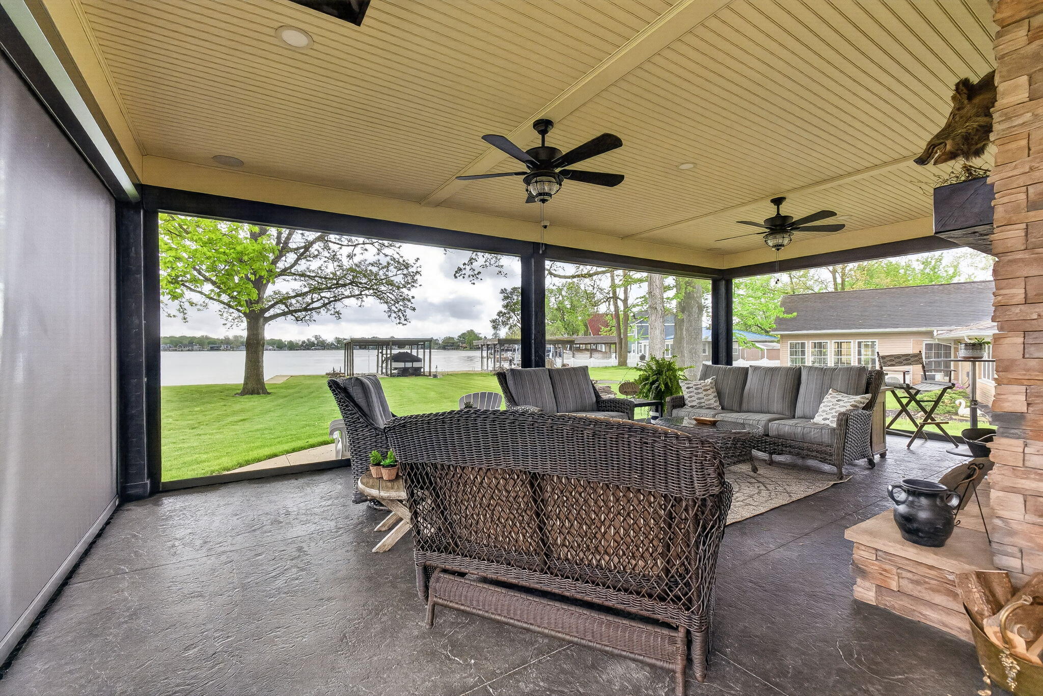 9730 Lakeshore Drive, Huntsville, Ohio 43324