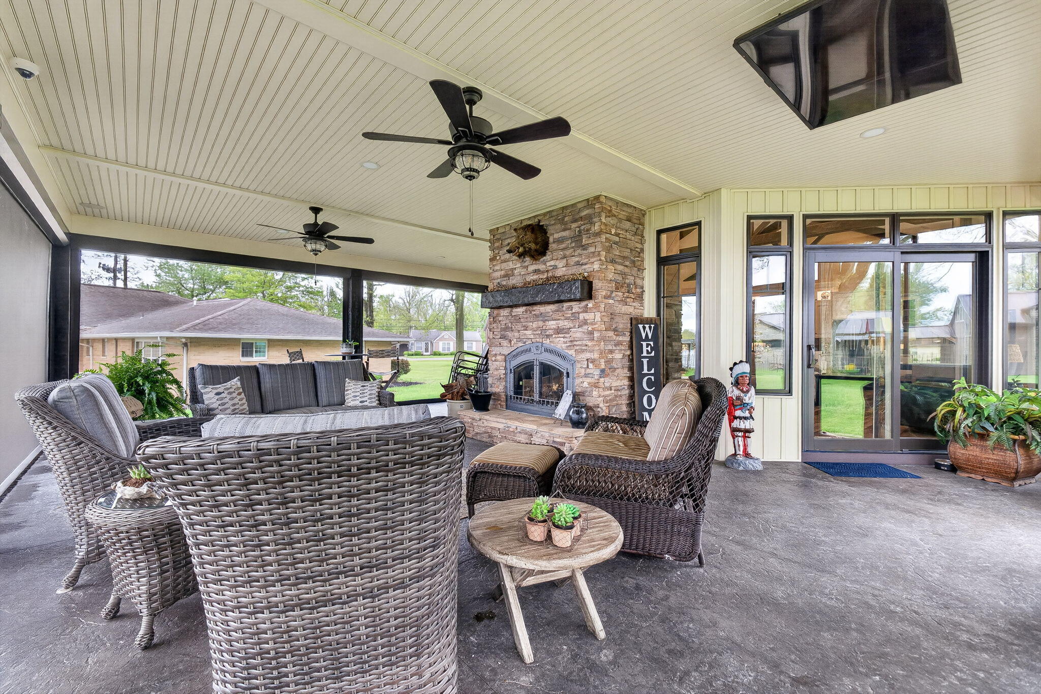 9730 Lakeshore Drive, Huntsville, Ohio 43324