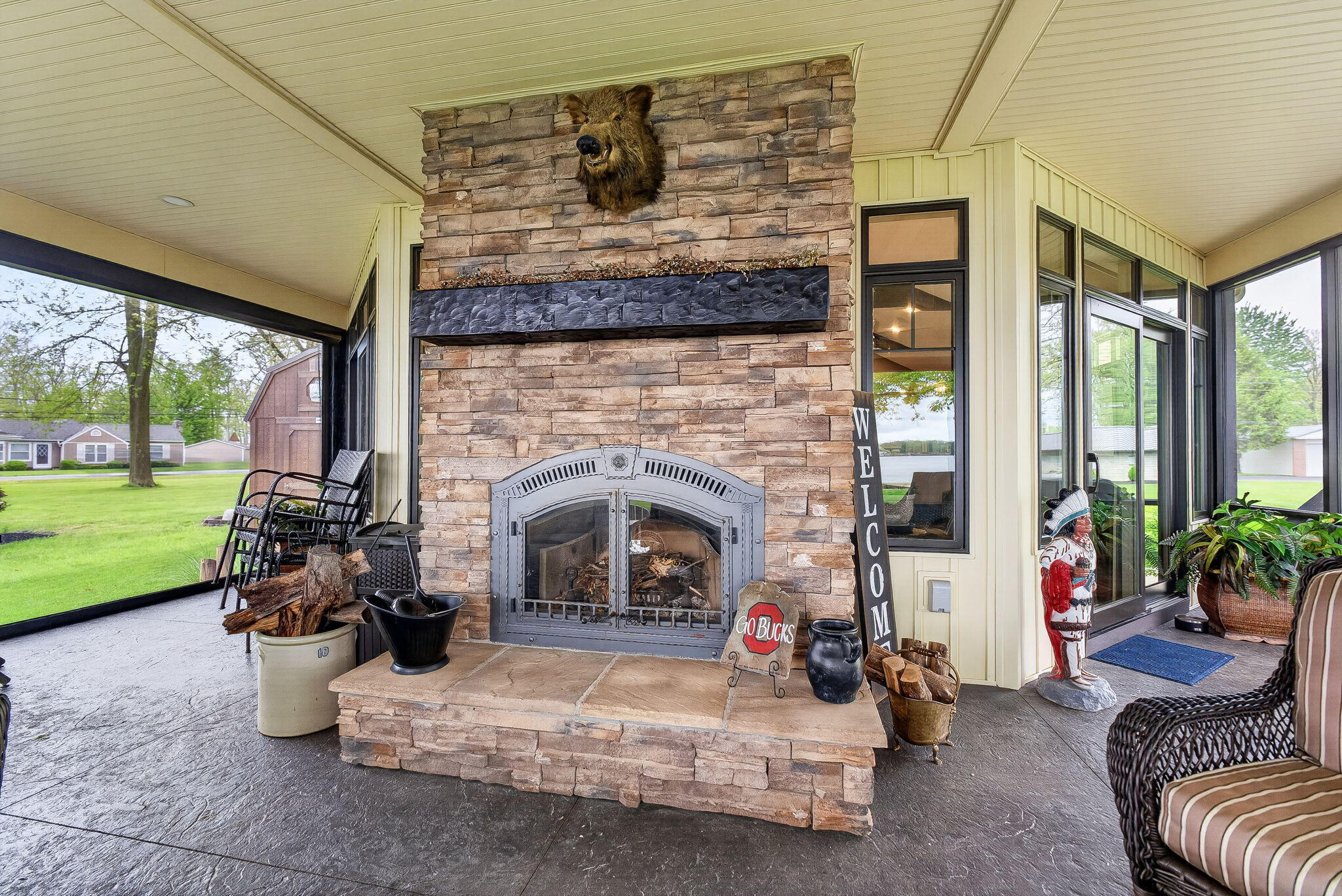 9730 Lakeshore Drive, Huntsville, Ohio 43324