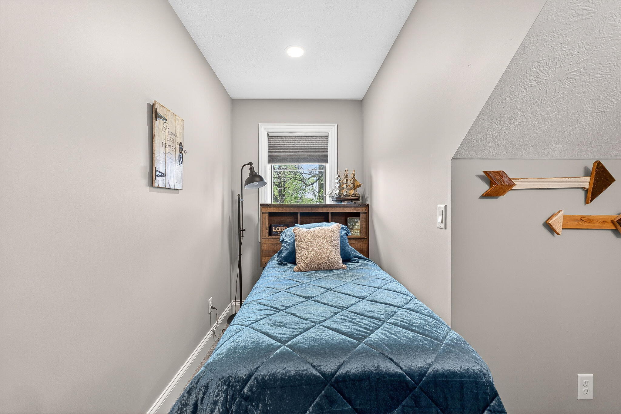 9730 Lakeshore Drive, Huntsville, Ohio 43324