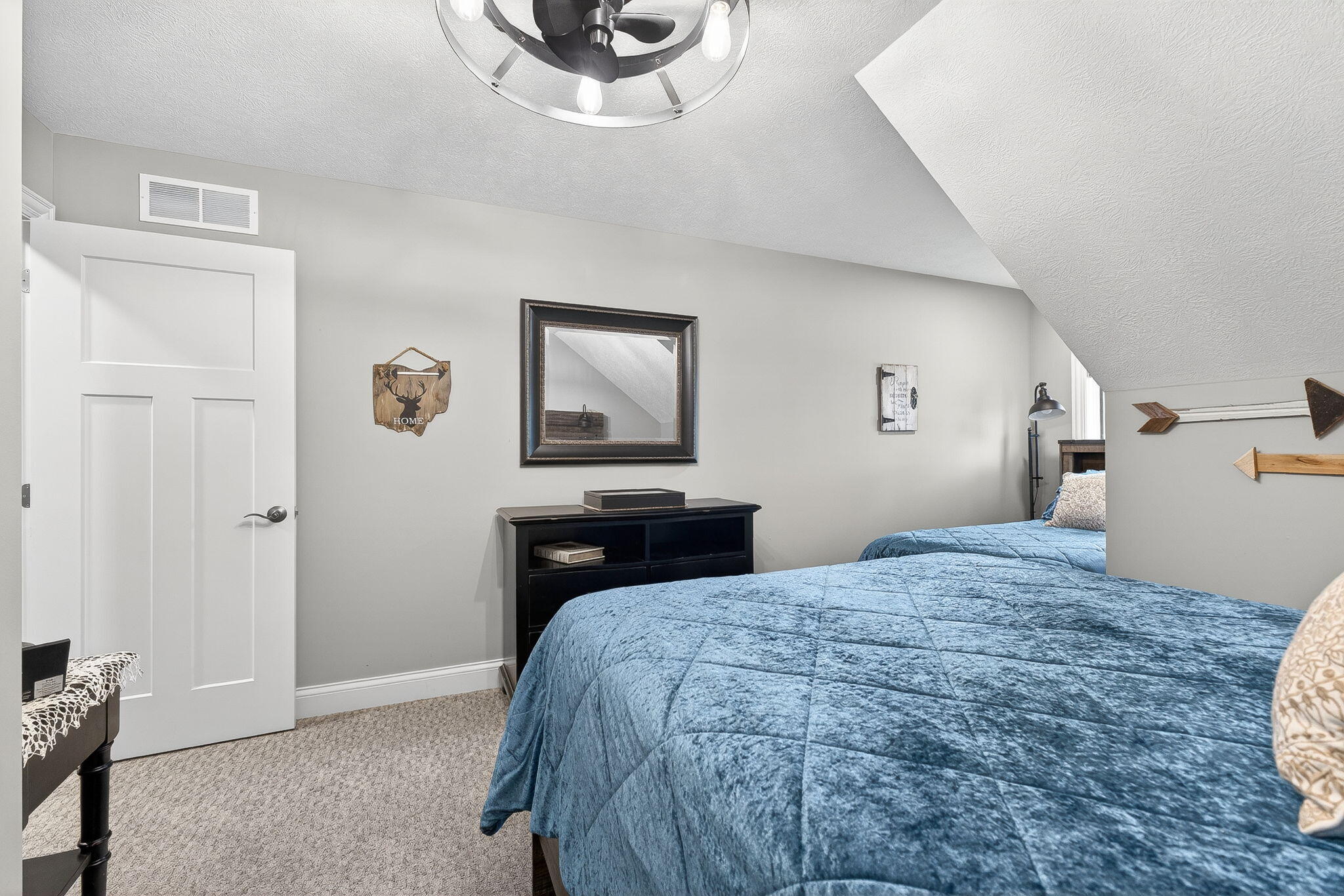 9730 Lakeshore Drive, Huntsville, Ohio 43324