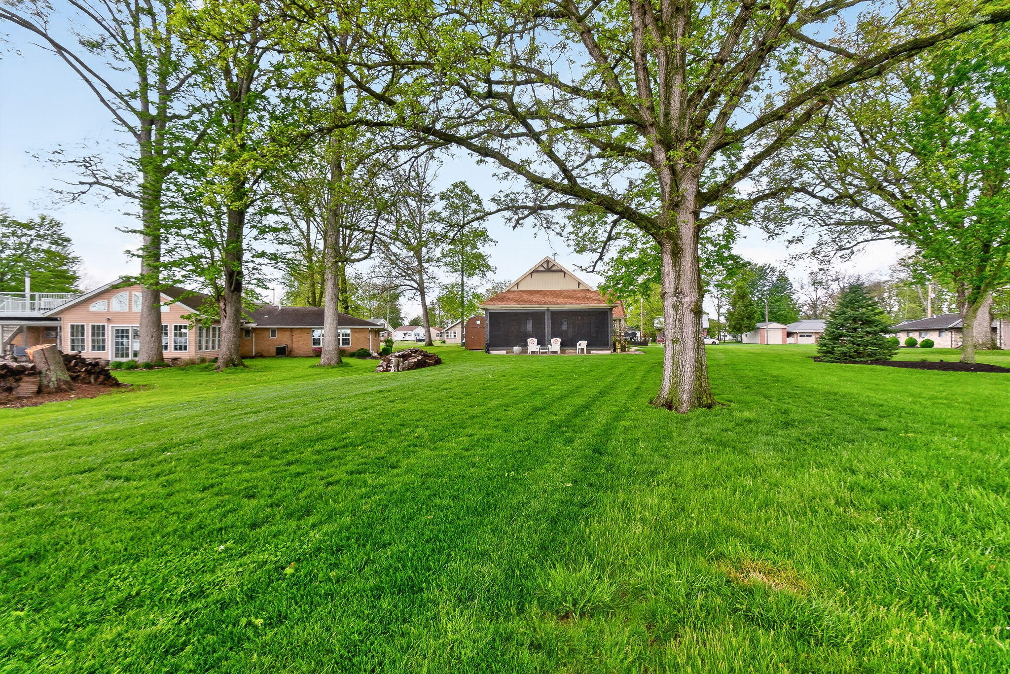 9730 Lakeshore Drive, Huntsville, Ohio 43324