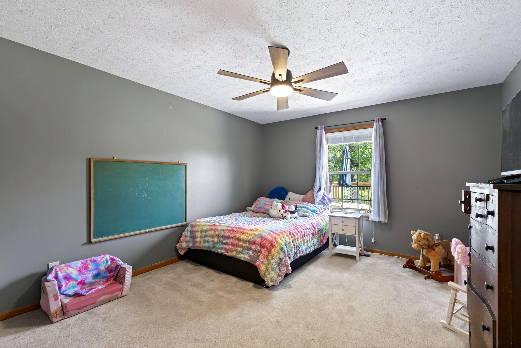 4996 Shannon Avenue, Springfield, Ohio 45504