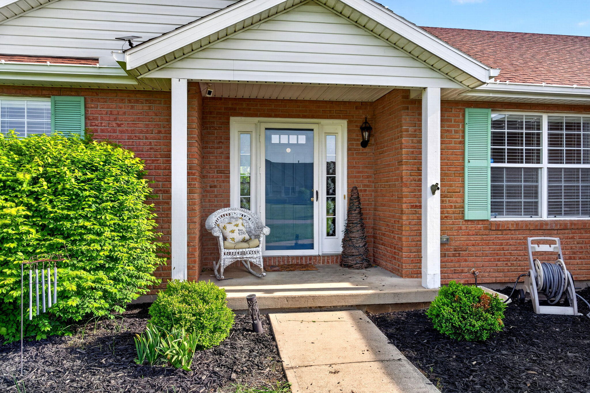 4996 Shannon Avenue, Springfield, Ohio 45504