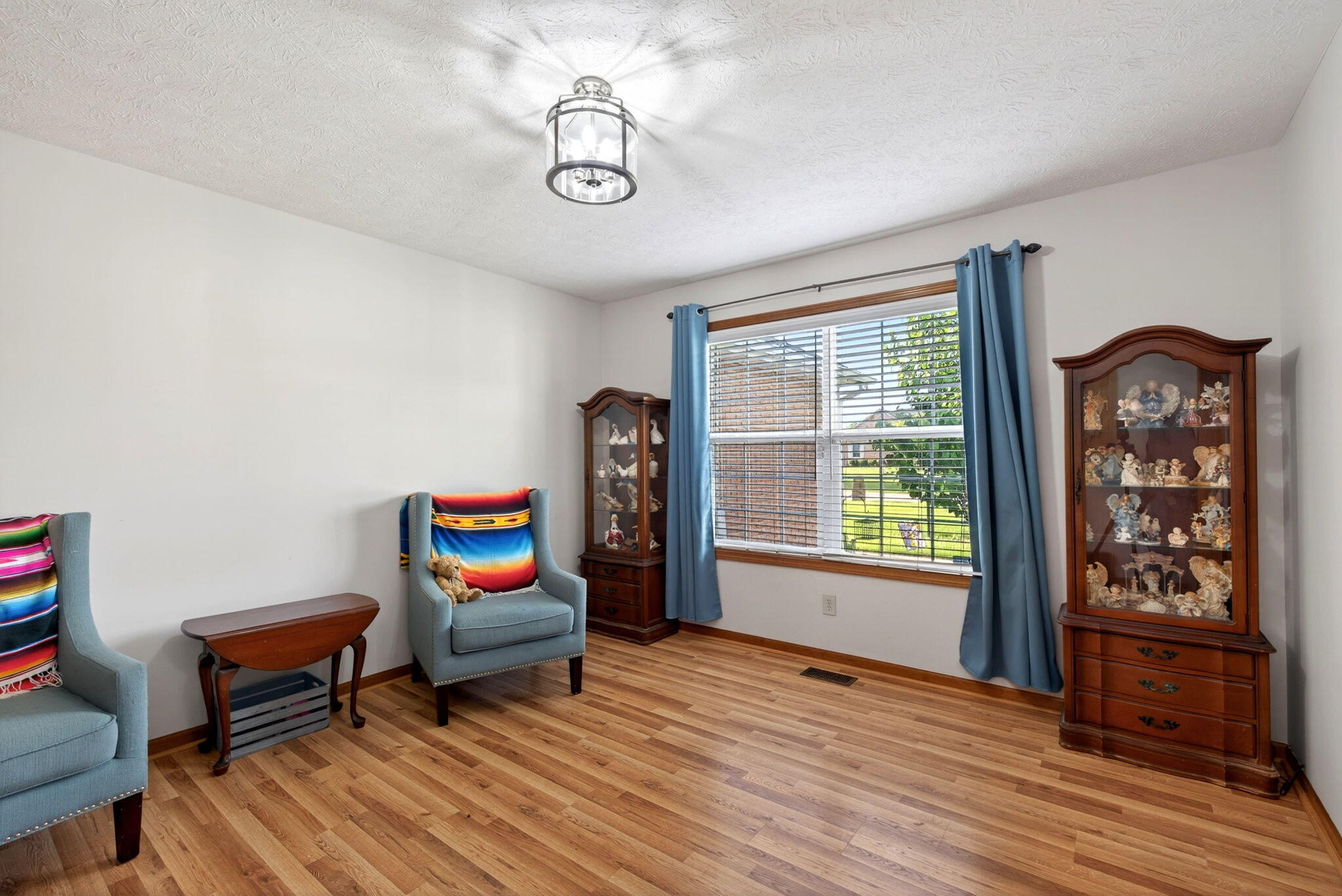 4996 Shannon Avenue, Springfield, Ohio 45504