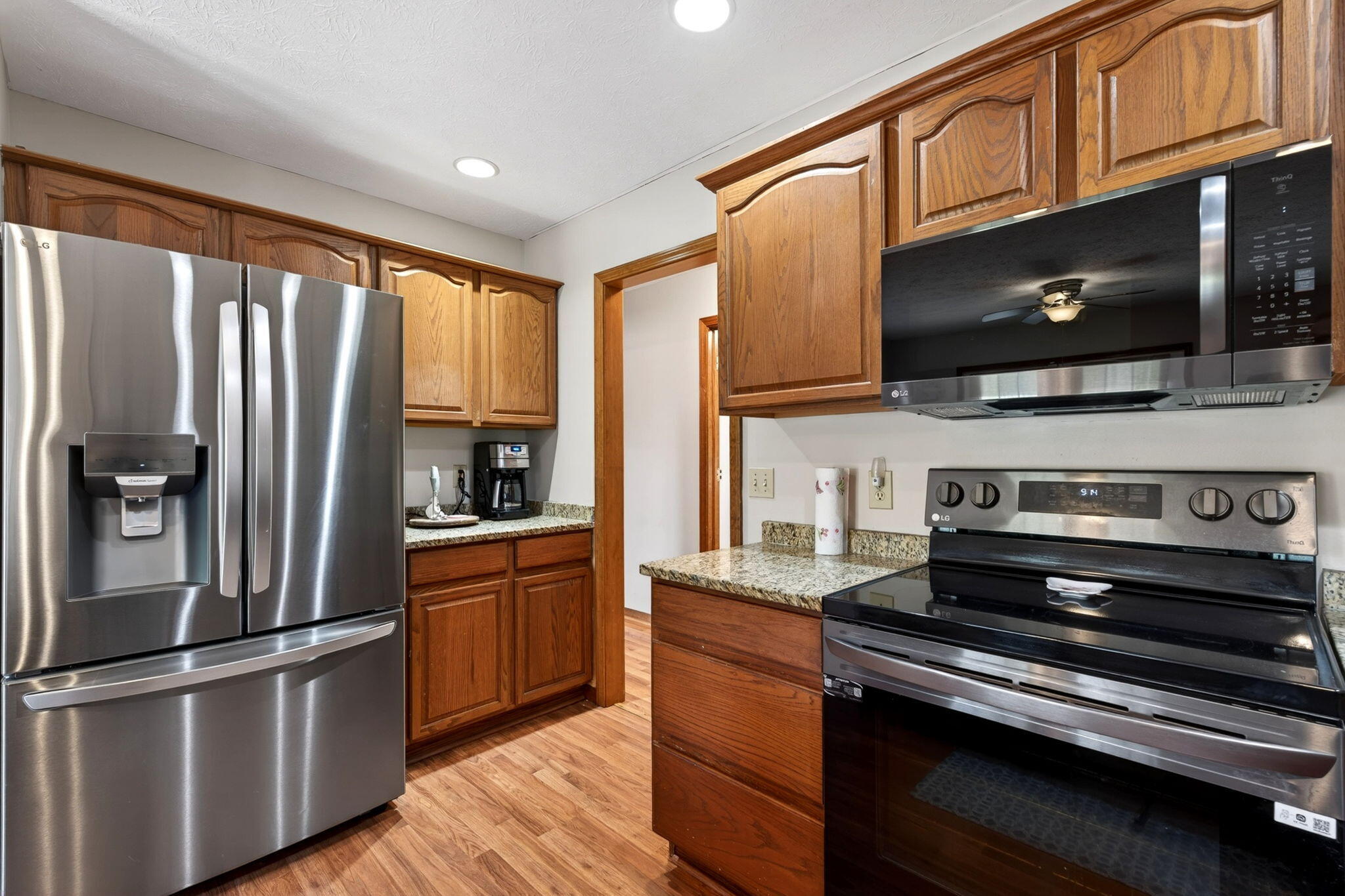 4996 Shannon Avenue, Springfield, Ohio 45504
