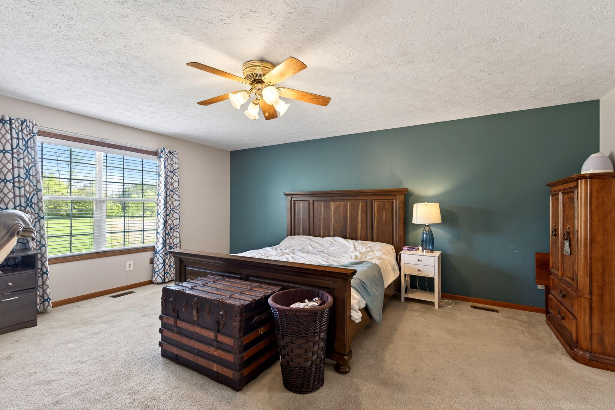 4996 Shannon Avenue, Springfield, Ohio 45504