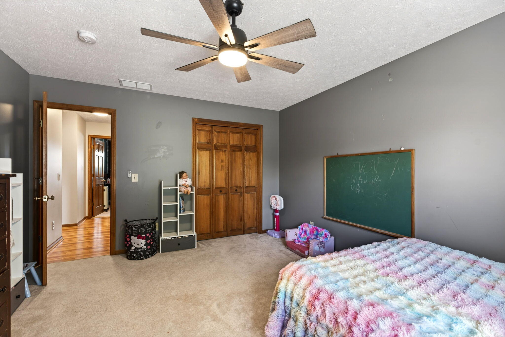 4996 Shannon Avenue, Springfield, Ohio 45504