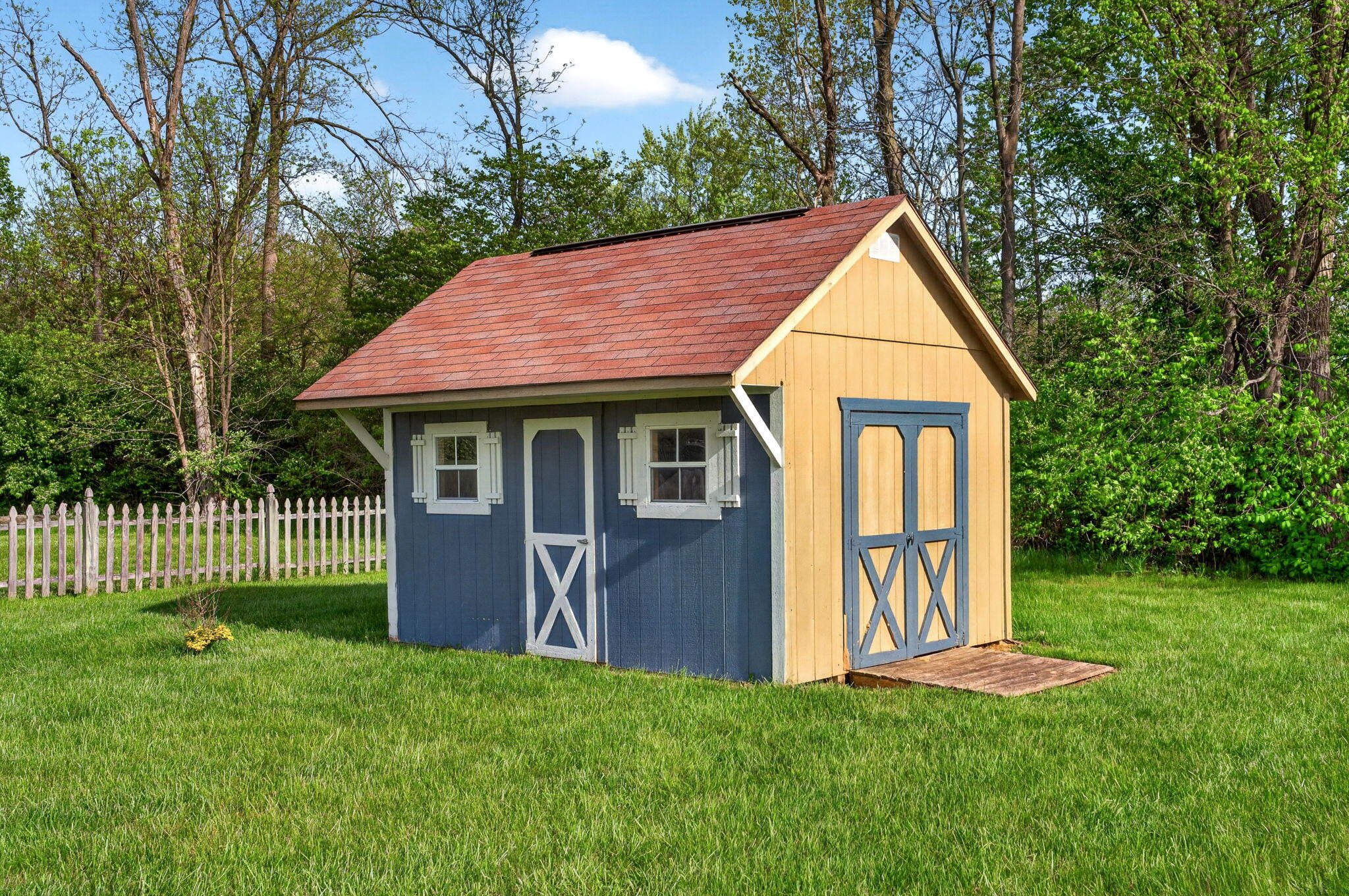 4996 Shannon Avenue, Springfield, Ohio 45504