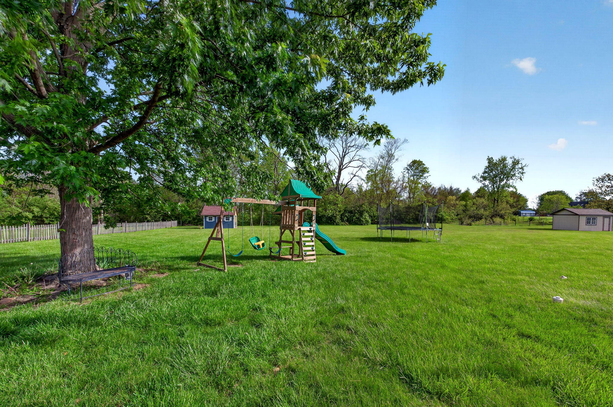 4996 Shannon Avenue, Springfield, Ohio 45504