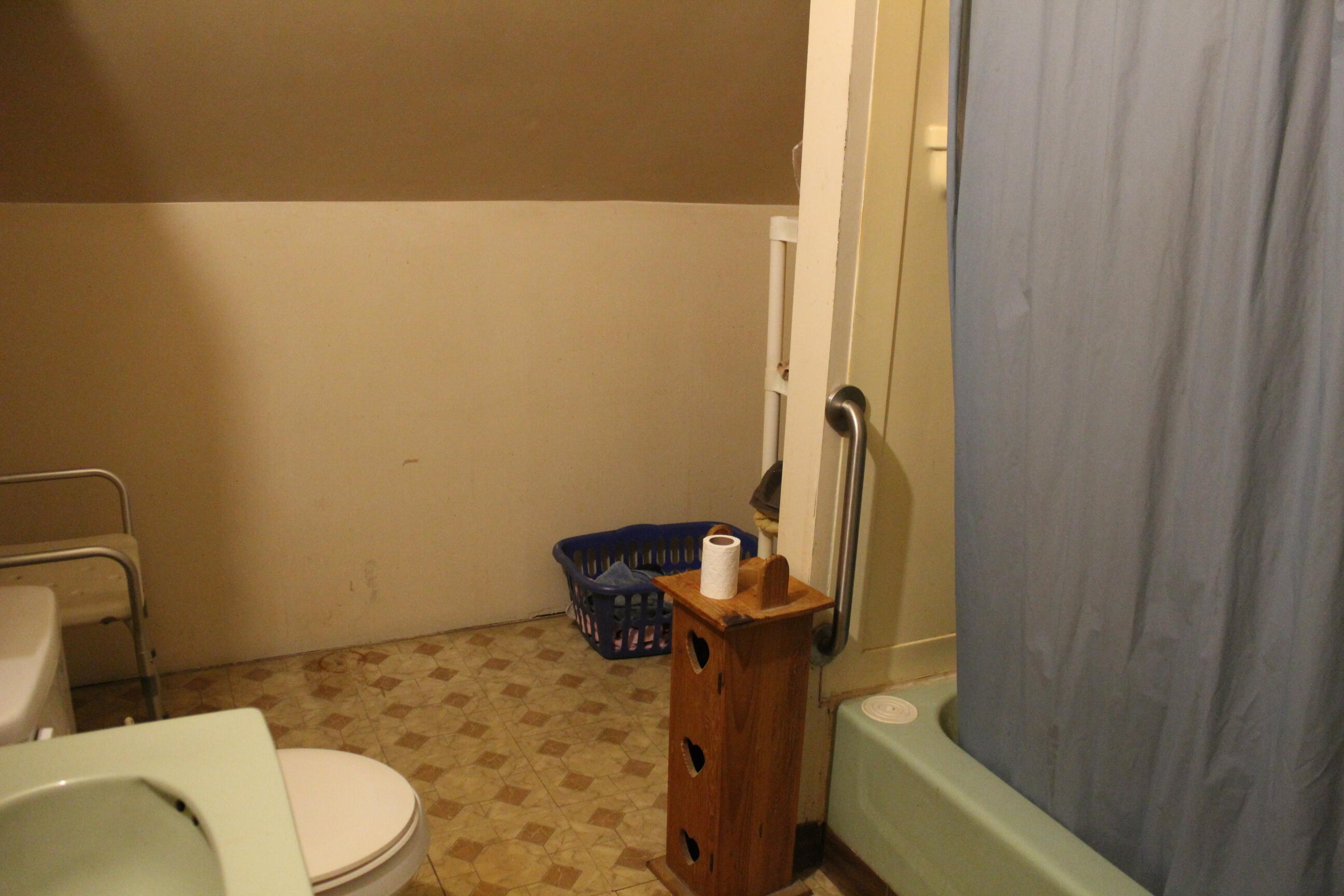 240 Mccreight Avenue, Springfield, Ohio 45503