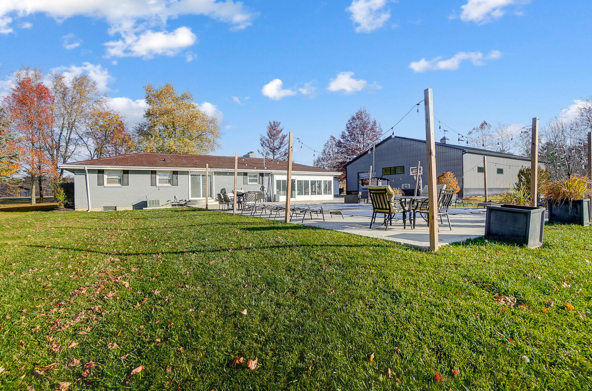 17946 National Road, Wapakoneta, Ohio 45895