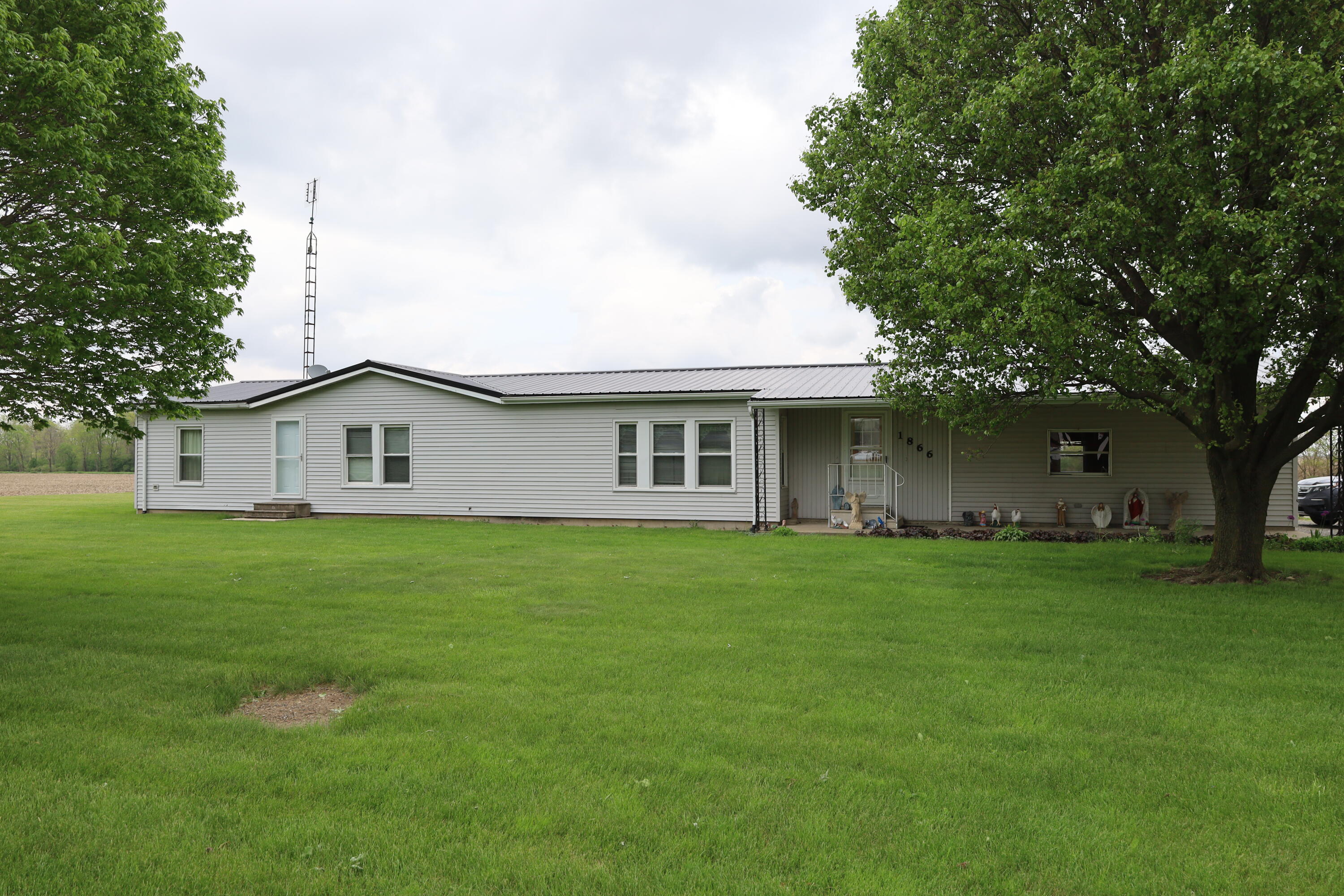 1866 Township Line Road, Saint Henry, Ohio 45883