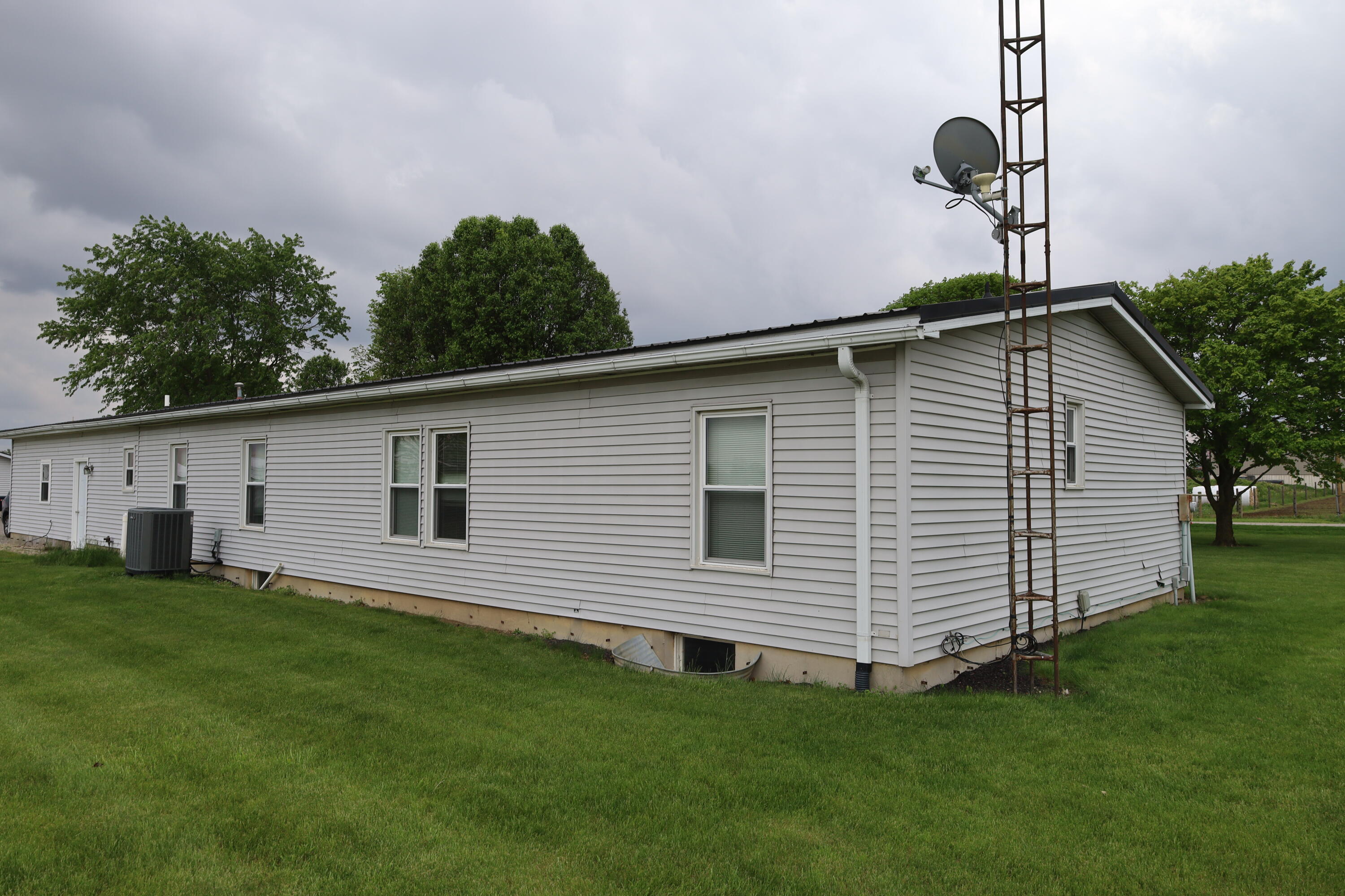 1866 Township Line Road, Saint Henry, Ohio 45883