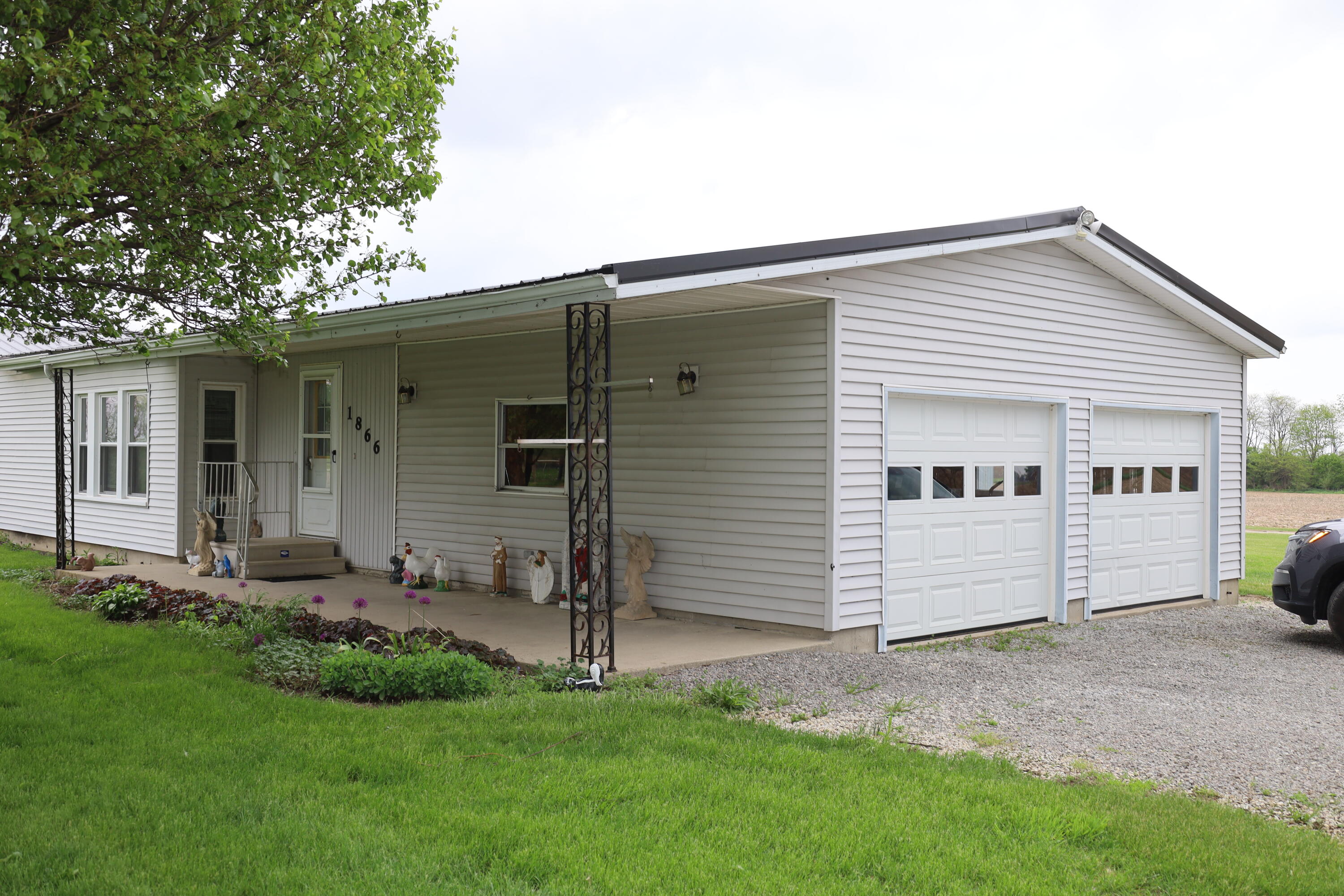 1866 Township Line Road, Saint Henry, Ohio 45883