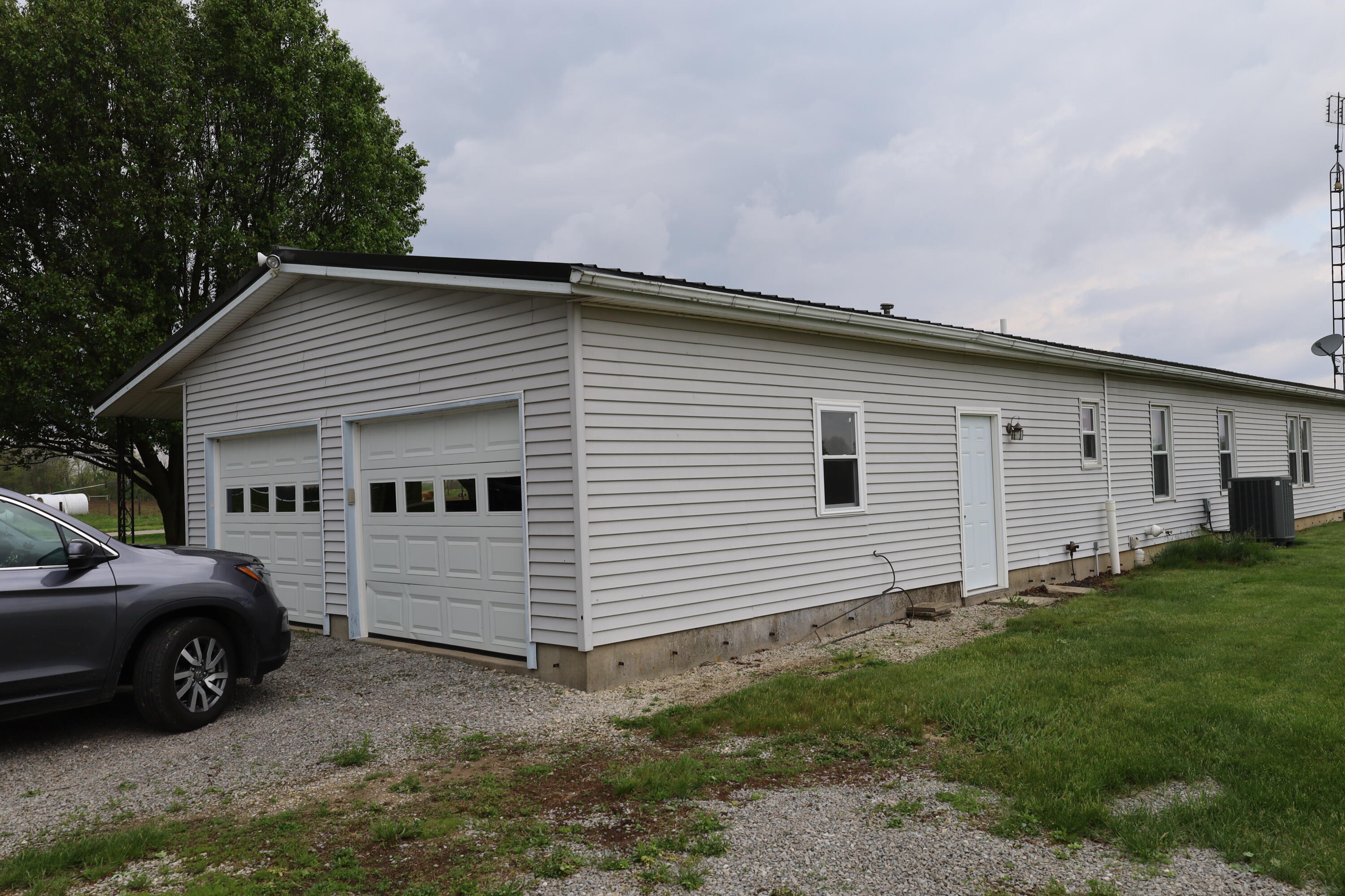 1866 Township Line Road, Saint Henry, Ohio 45883