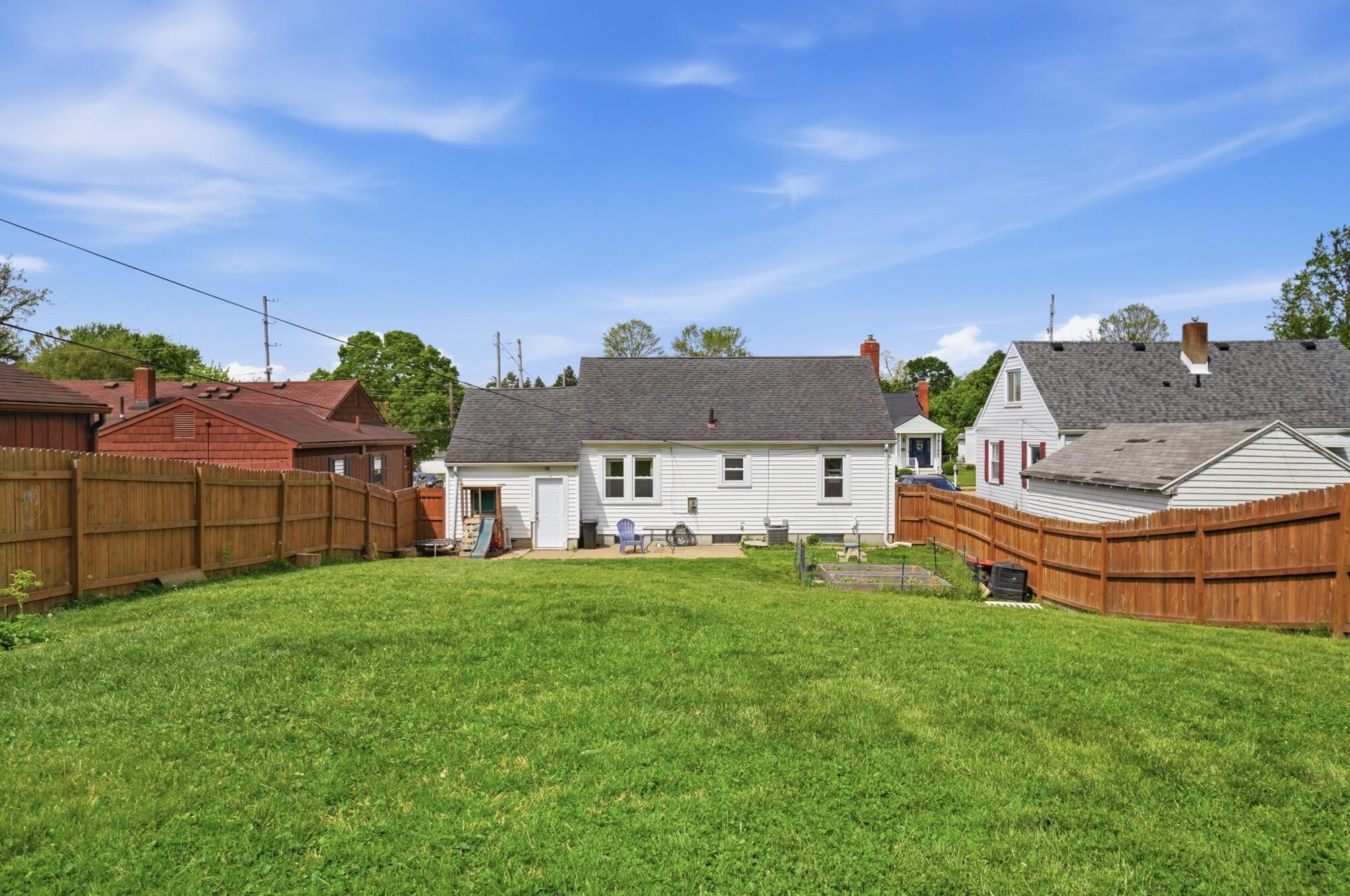 1320 Plum Street, Springfield, Ohio 45504