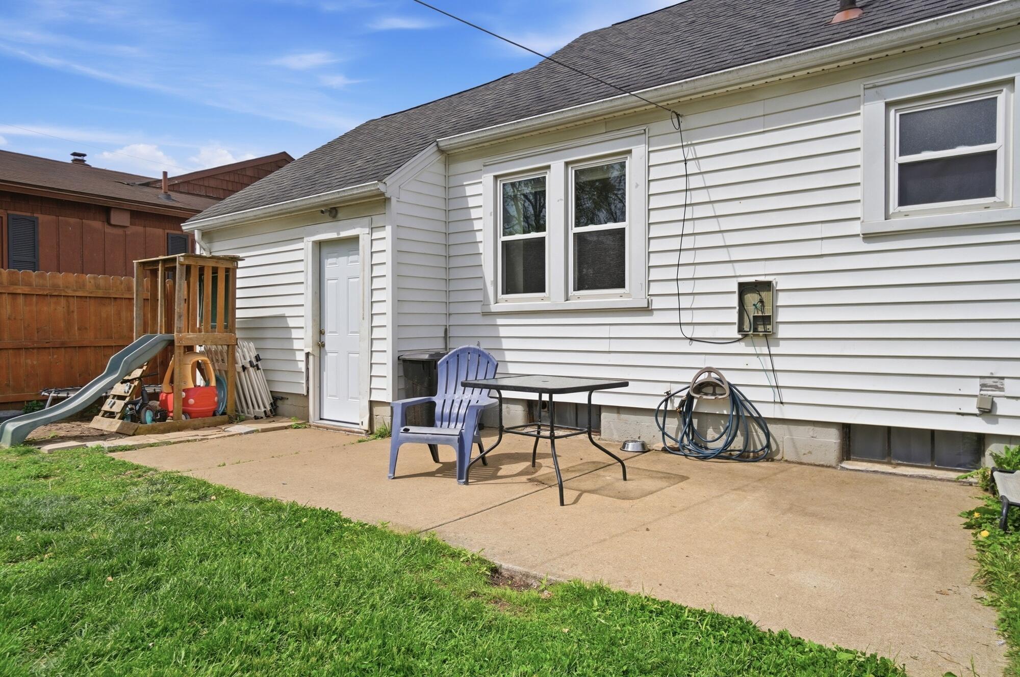 1320 Plum Street, Springfield, Ohio 45504