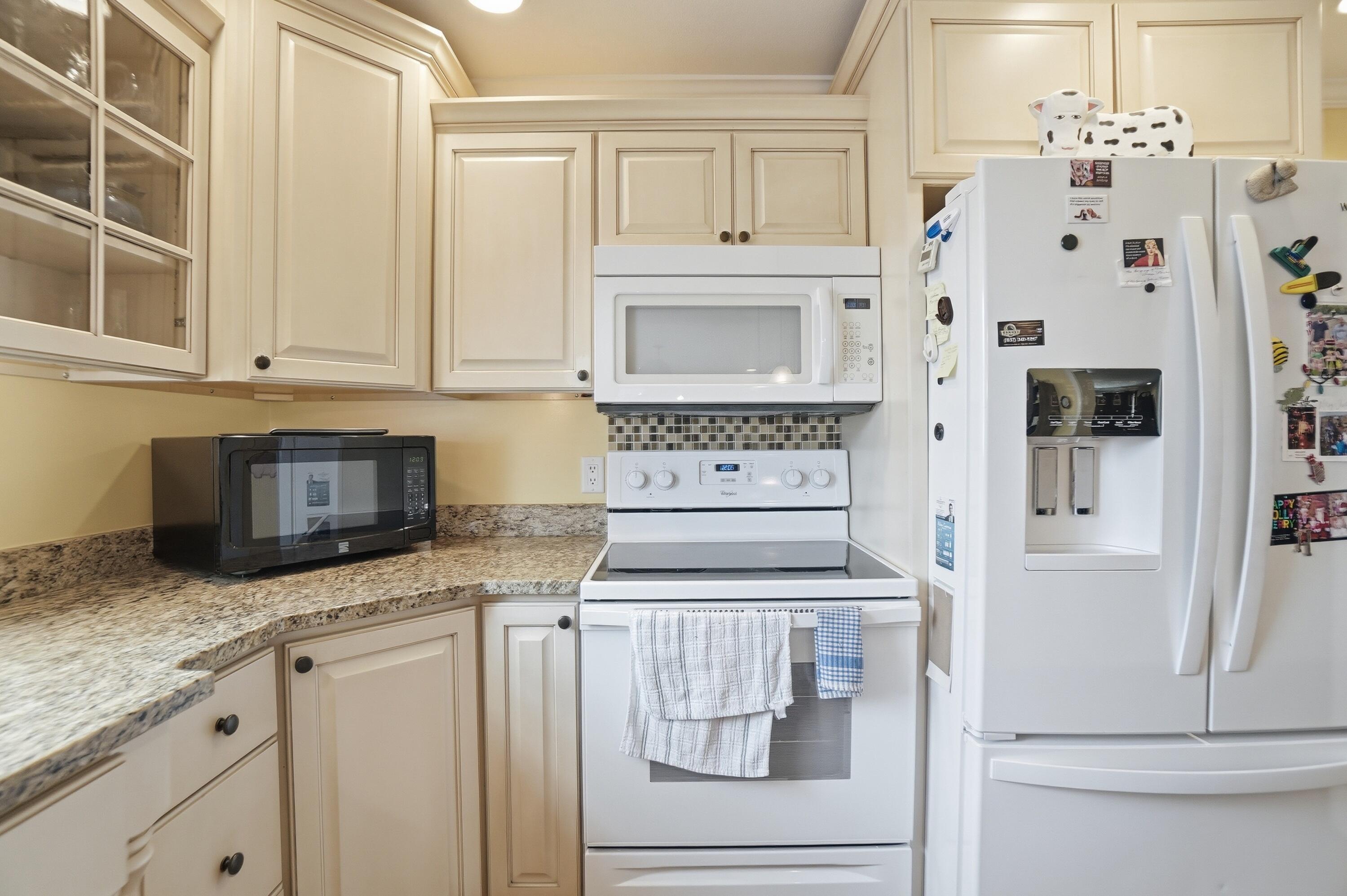 2516 Rebecca Drive, Springfield, Ohio 45503