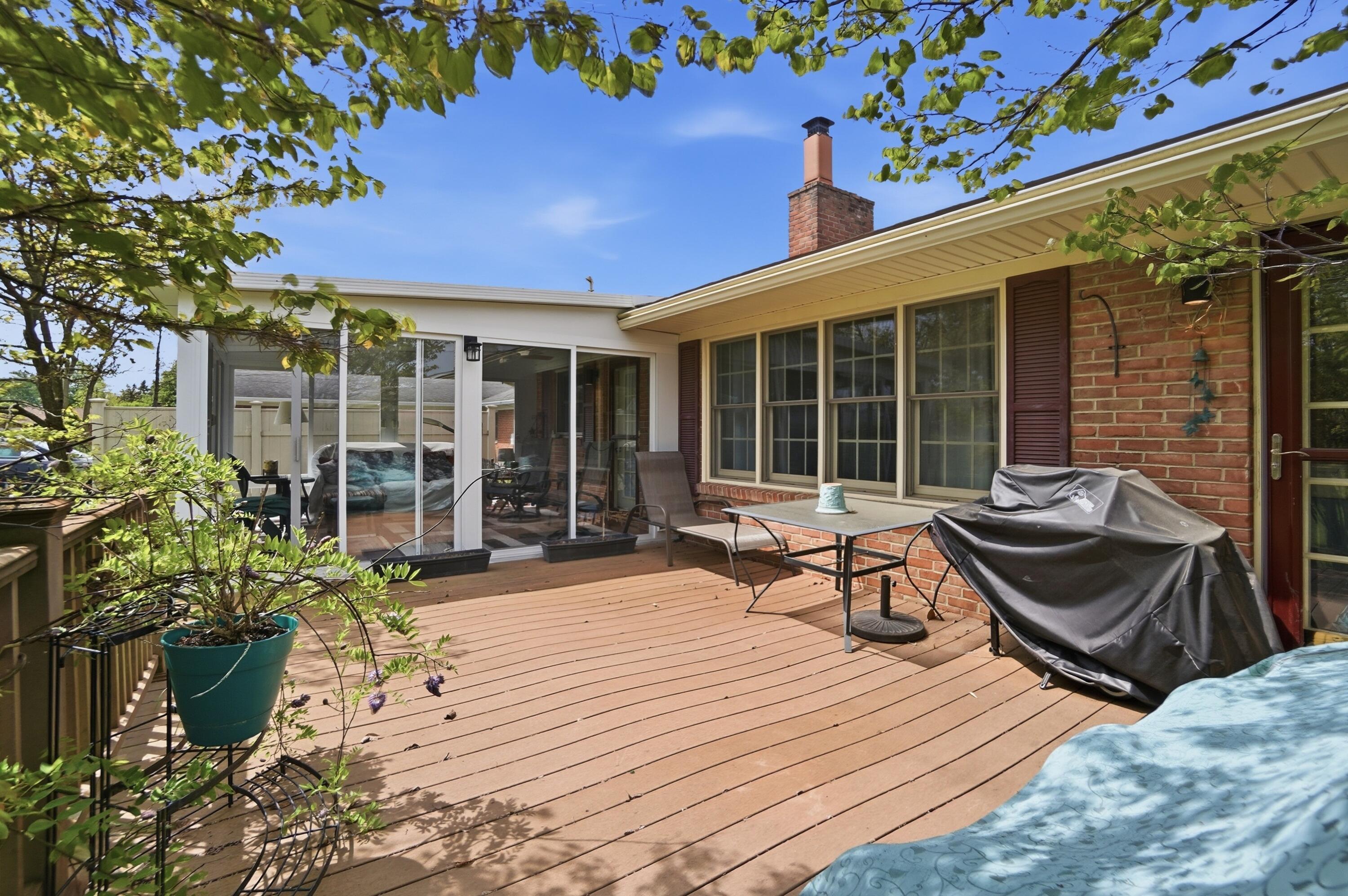 2516 Rebecca Drive, Springfield, Ohio 45503