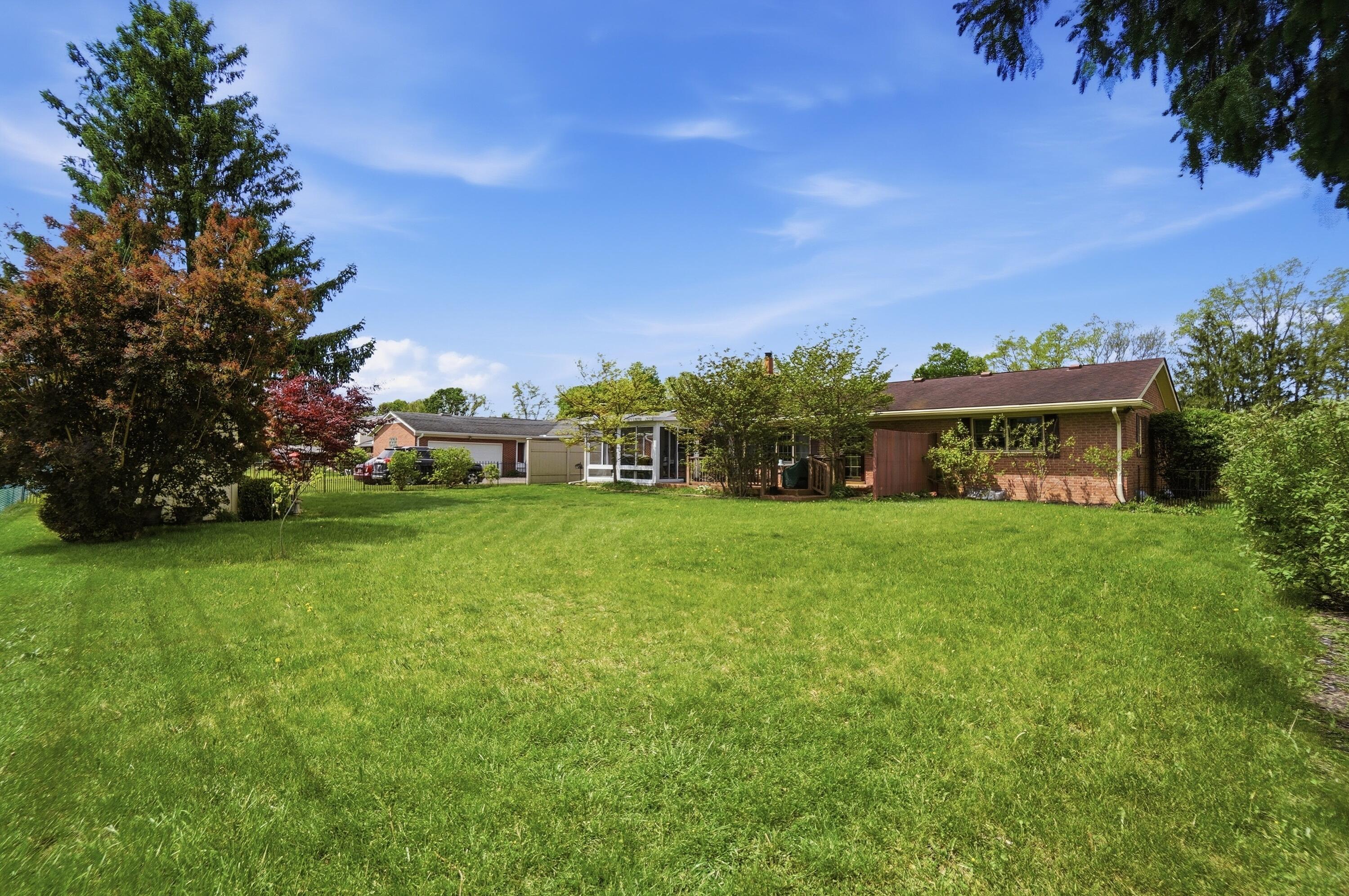 2516 Rebecca Drive, Springfield, Ohio 45503