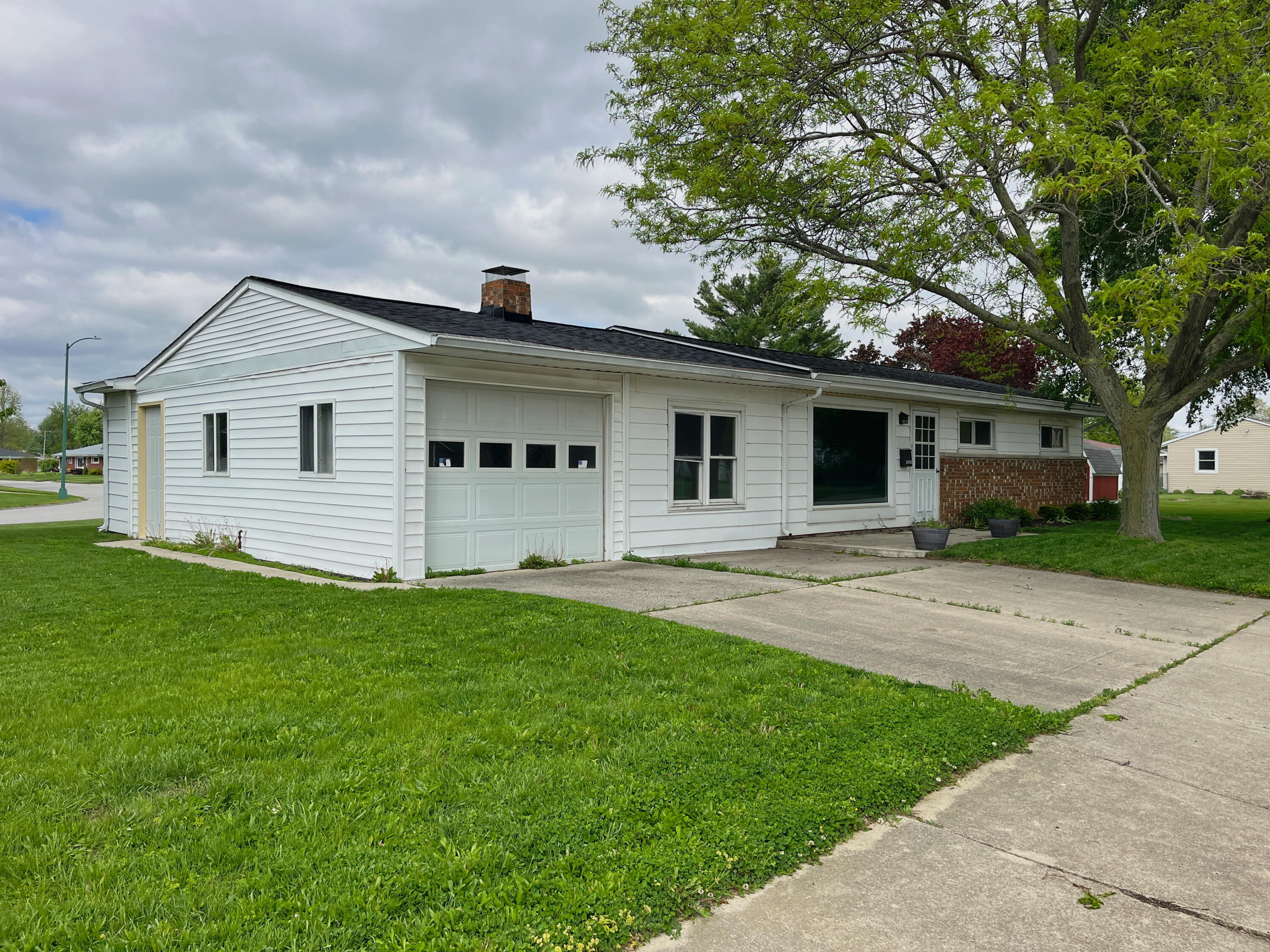 1002 Middle Street, Wapakoneta, Ohio 45895