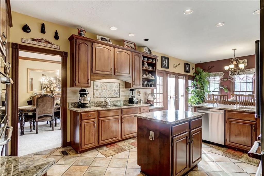 4185 Stone Bridge Drive, Springfield, Ohio 45504