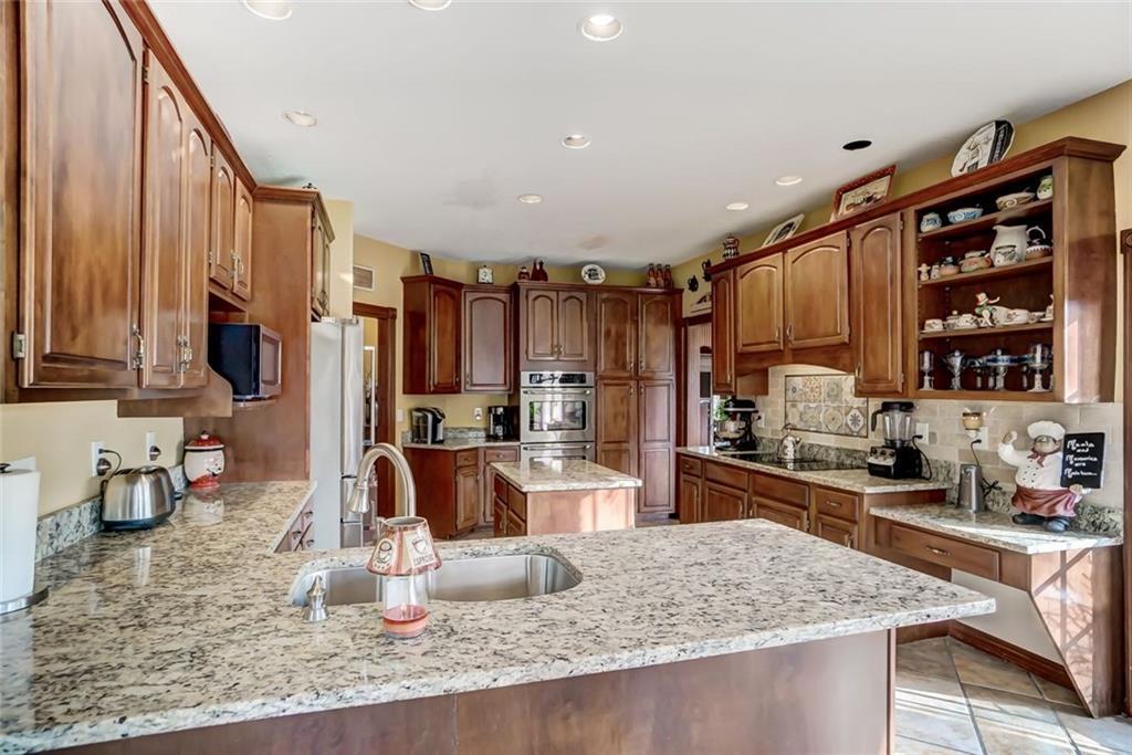 4185 Stone Bridge Drive, Springfield, Ohio 45504