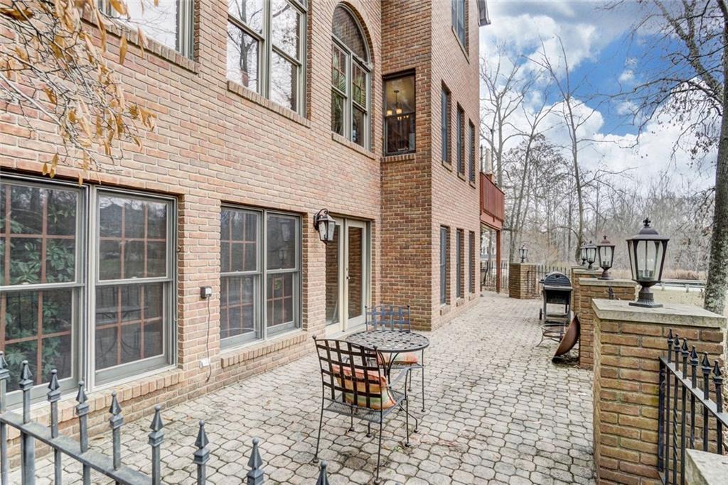 4185 Stone Bridge Drive, Springfield, Ohio 45504