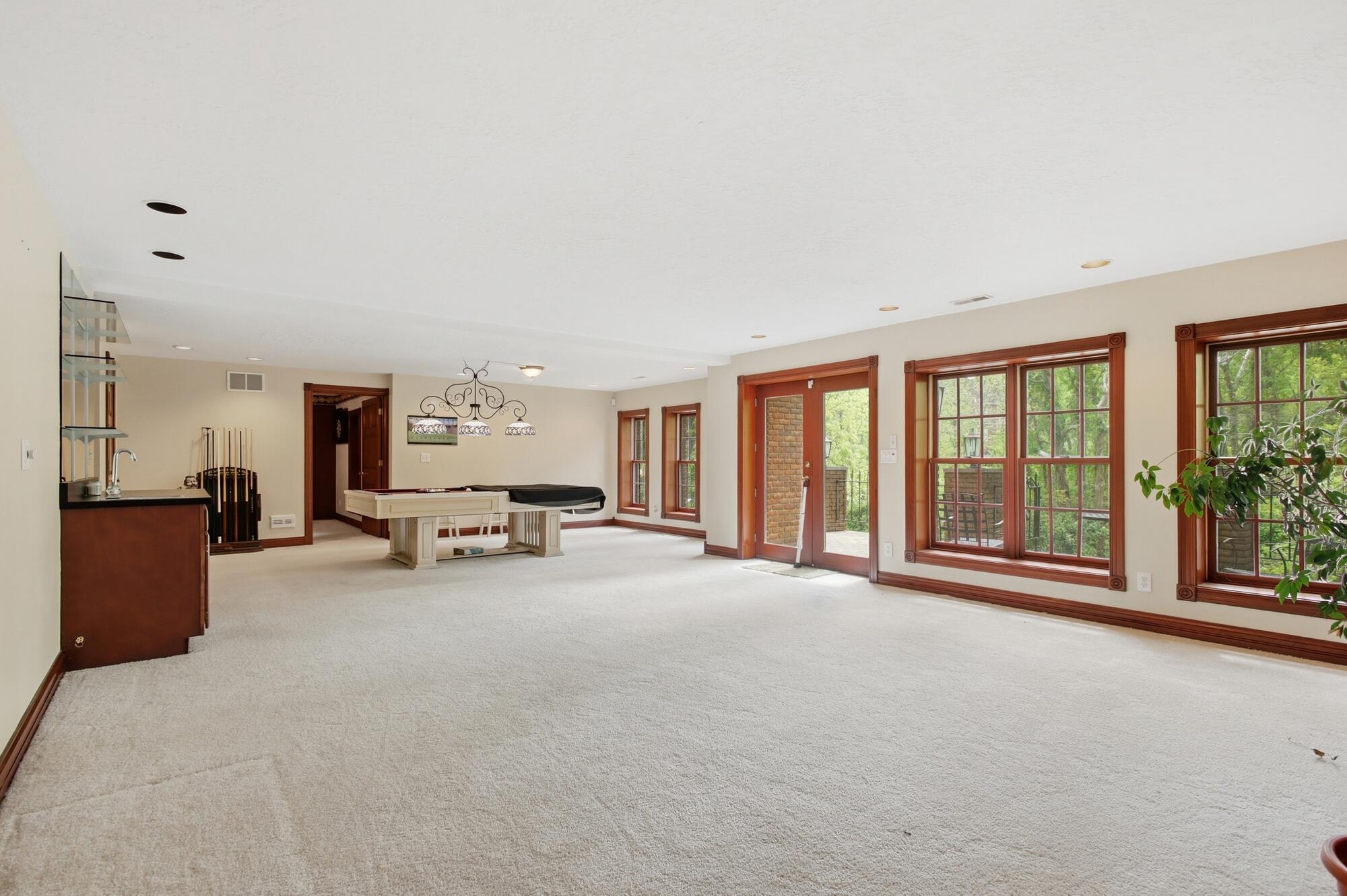 4185 Stone Bridge Drive, Springfield, Ohio 45504